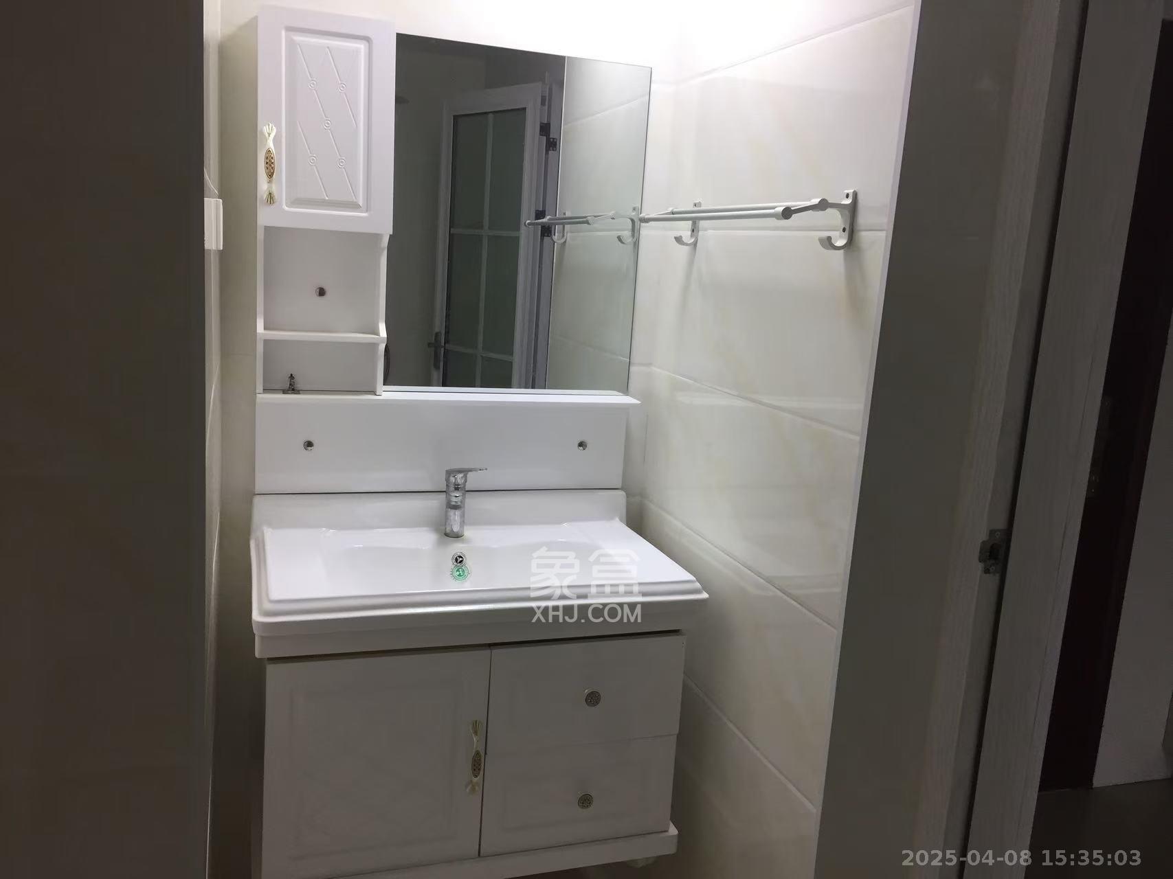 高升时代广场(冠铭商务中心) 1室1厅1卫 1300.0元/月 高升时代广场(冠铭商务中心) 1室1厅1卫 1300.0元/月室内图