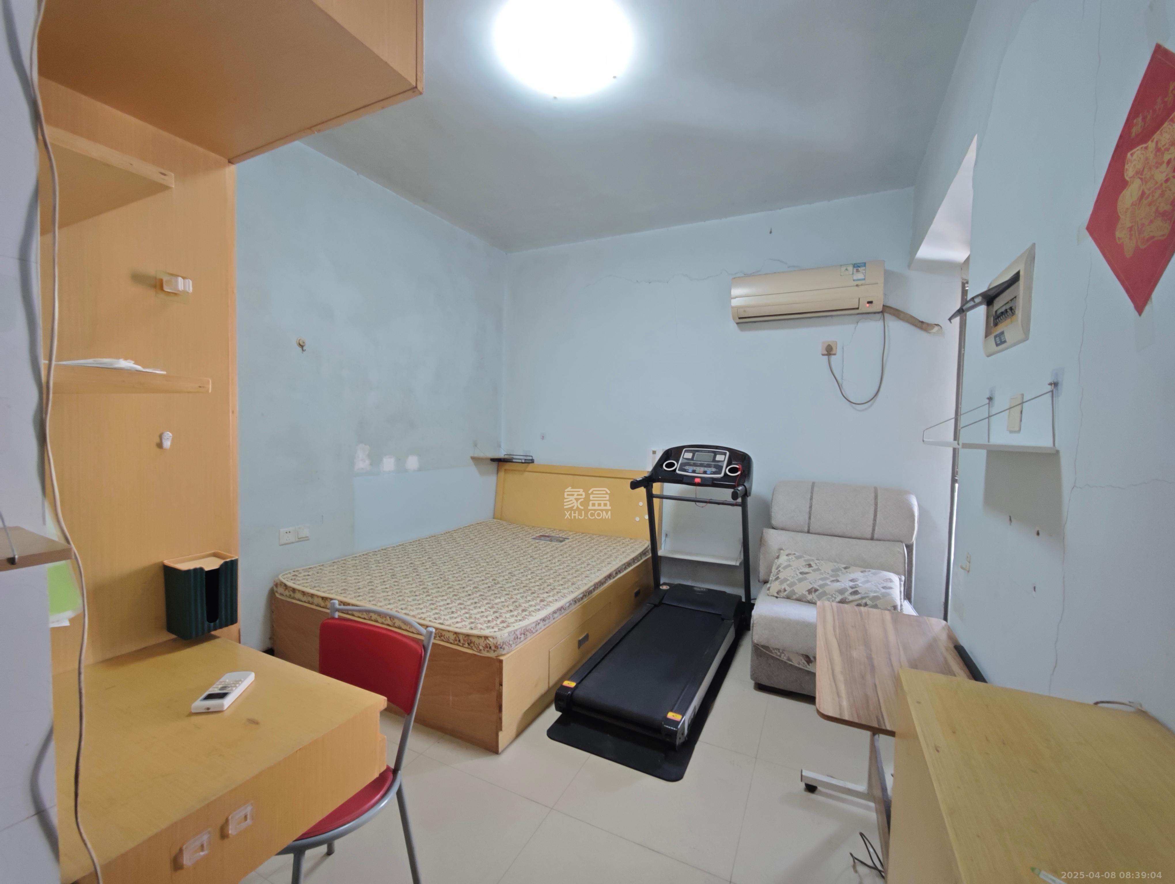 名富公寓  1室0厅0卫    1000.0元/月 名富公寓  1室0厅0卫    1000.0元/月室内图