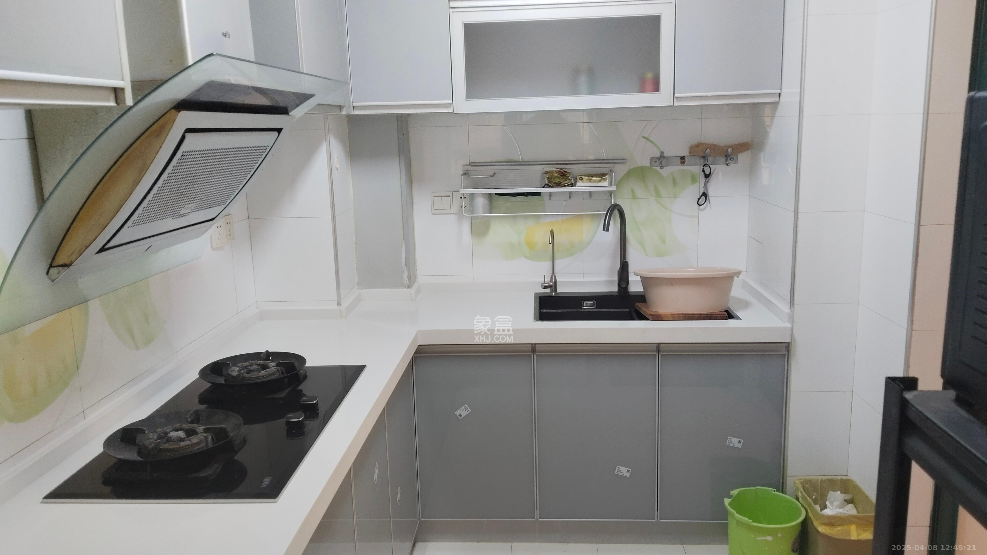 东来苑 3室2厅1卫 3200.0元/月 东来苑 3室2厅1卫 3200.0元/月室内图