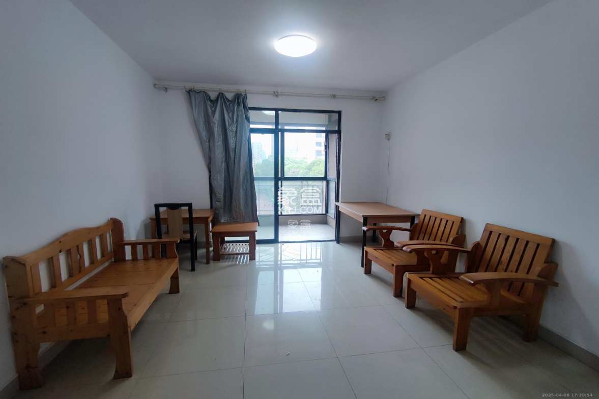 华润凤凰城一期 2室2厅1卫 1600.0元/月 华润凤凰城一期 2室2厅1卫 1600.0元/月室内图