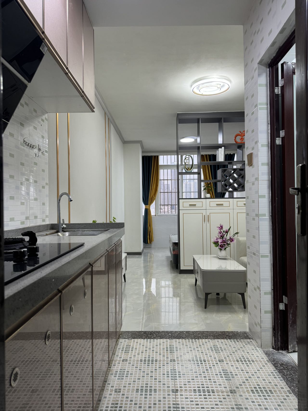 万福大厦 1室1厅1卫 46.8万 万福大厦 1室1厅1卫 46.8万客厅