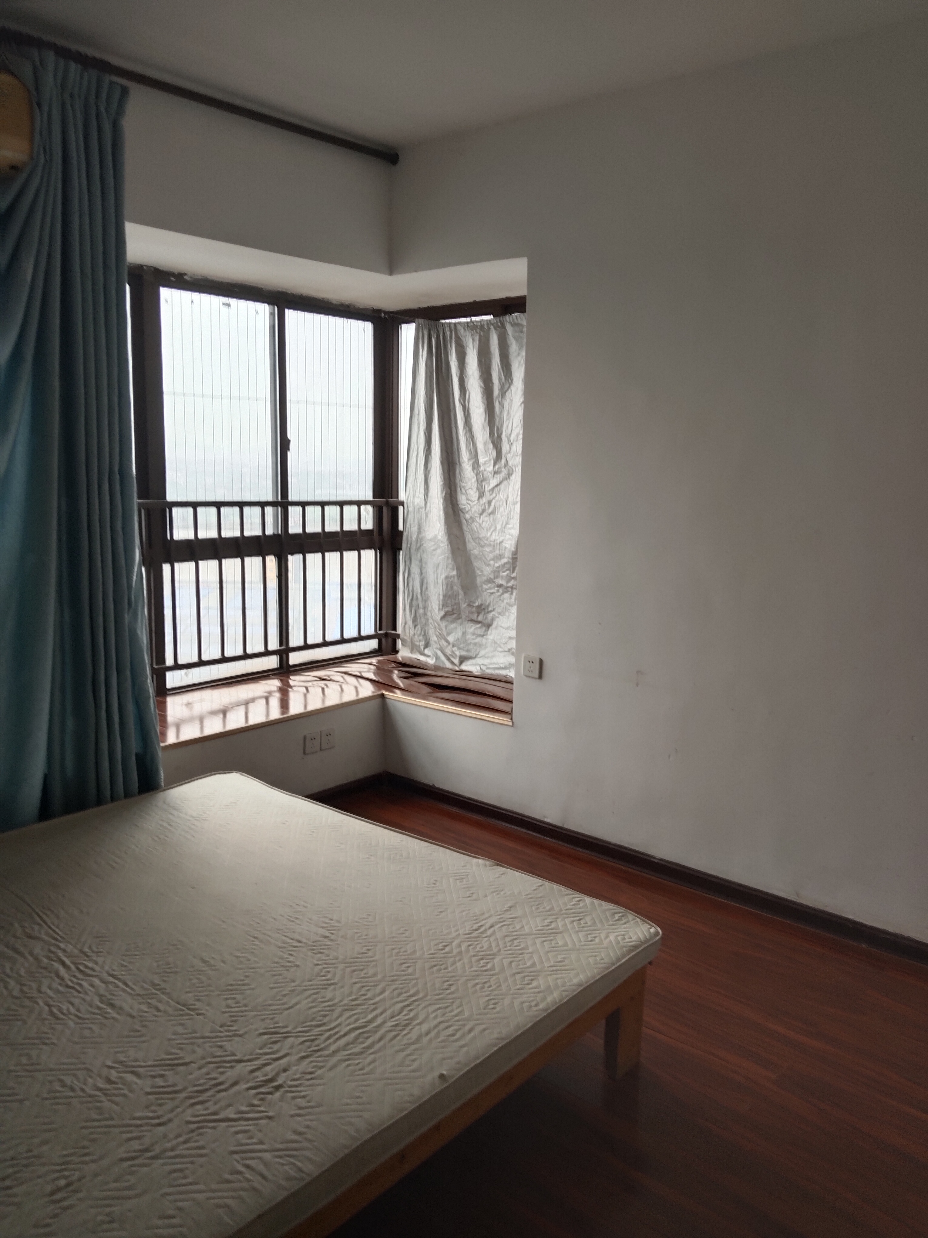 同安福龙湾 3室1厅1卫 1100.0元/月 同安福龙湾 3室1厅1卫 1100.0元/月室内图