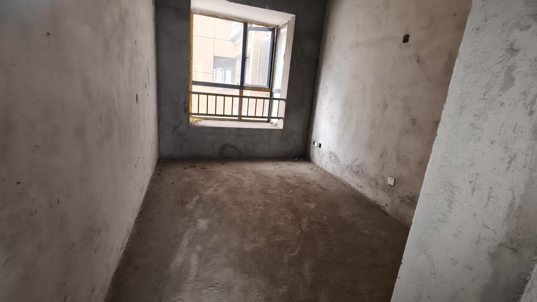 民政小区 4室2厅2卫 52.8万 民政小区 4室2厅2卫 52.8万客厅