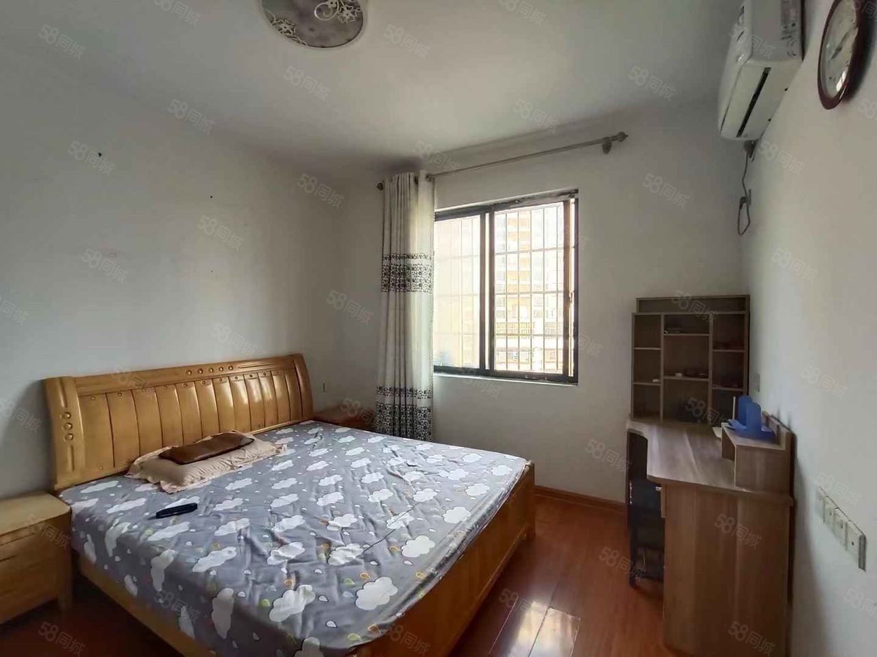 亿豪名园 3室2厅2卫 1500.0元/月 亿豪名园 3室2厅2卫 1500.0元/月室内图