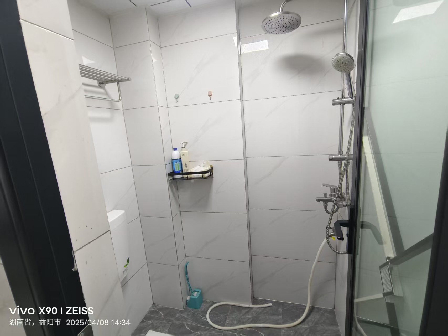 保利香槟国际  1室1厅1卫    1300.0元/月 保利香槟国际  1室1厅1卫    1300.0元/月室内图