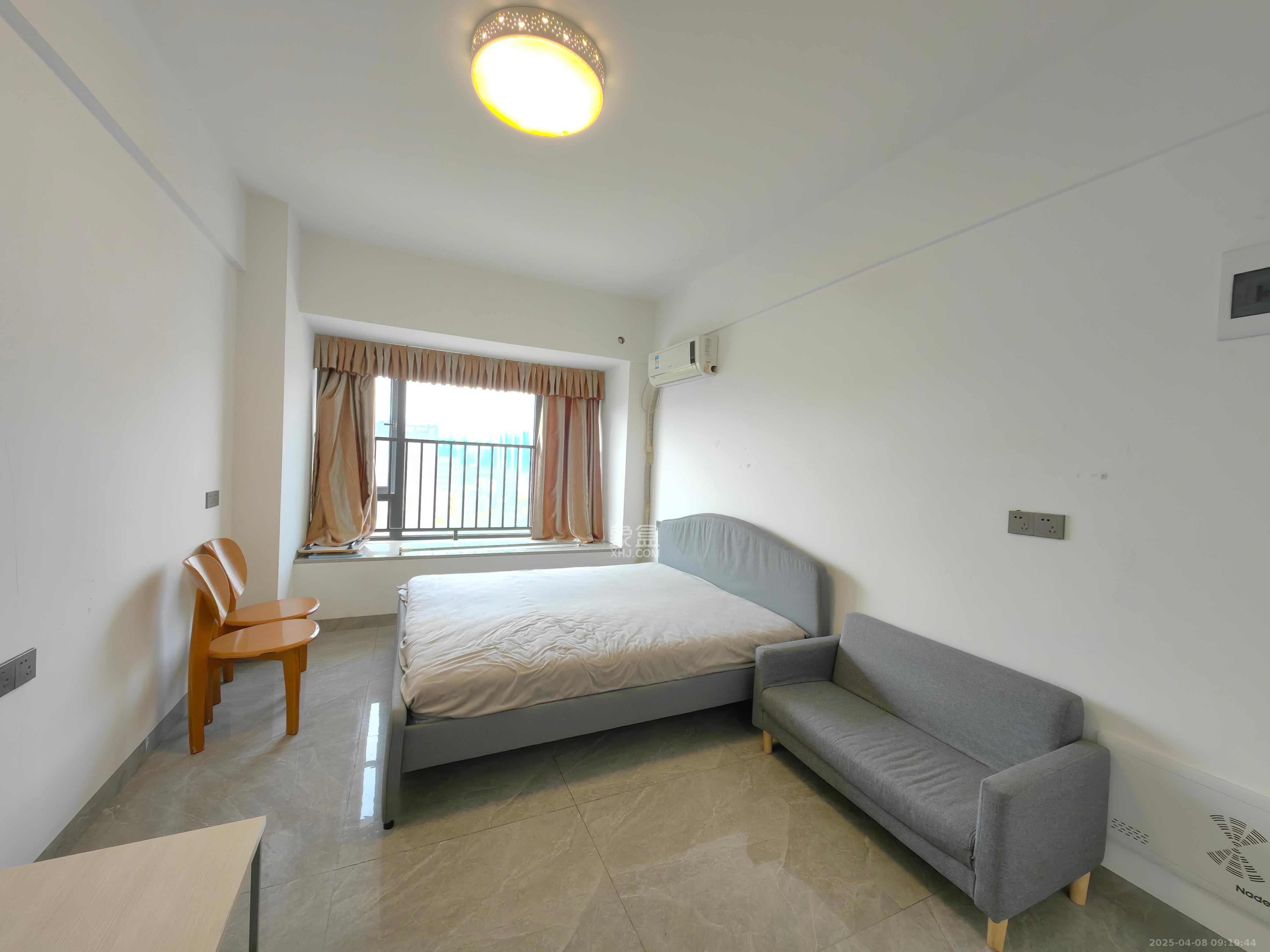 龙湖湘江星座(祺鑫星座公寓) 1室0厅0卫 1500.0元/月 龙湖湘江星座(祺鑫星座公寓) 1室0厅0卫 1500.0元/月室内图