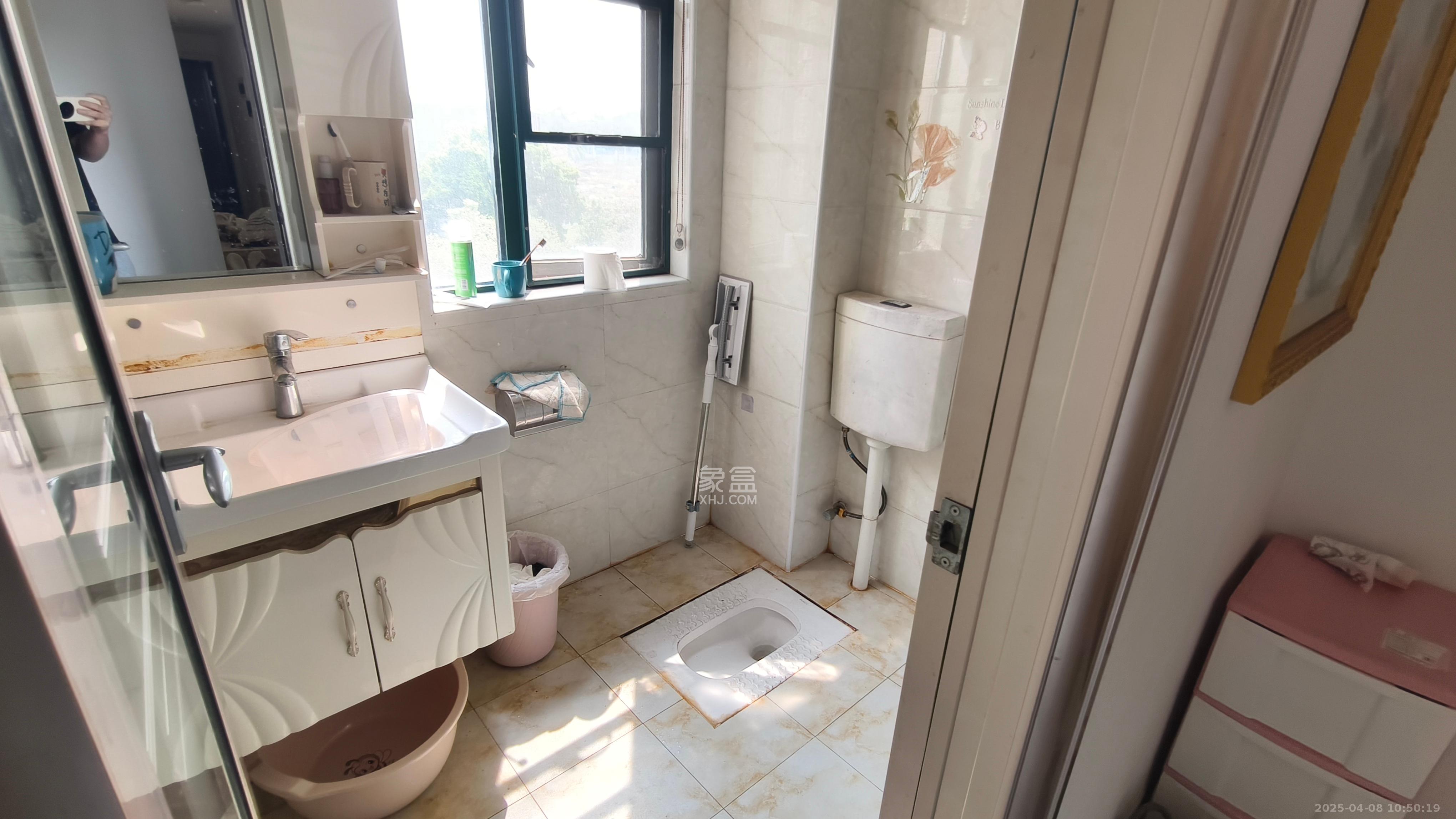 威尔士春天  3室2厅2卫   3200.00元/月室内图