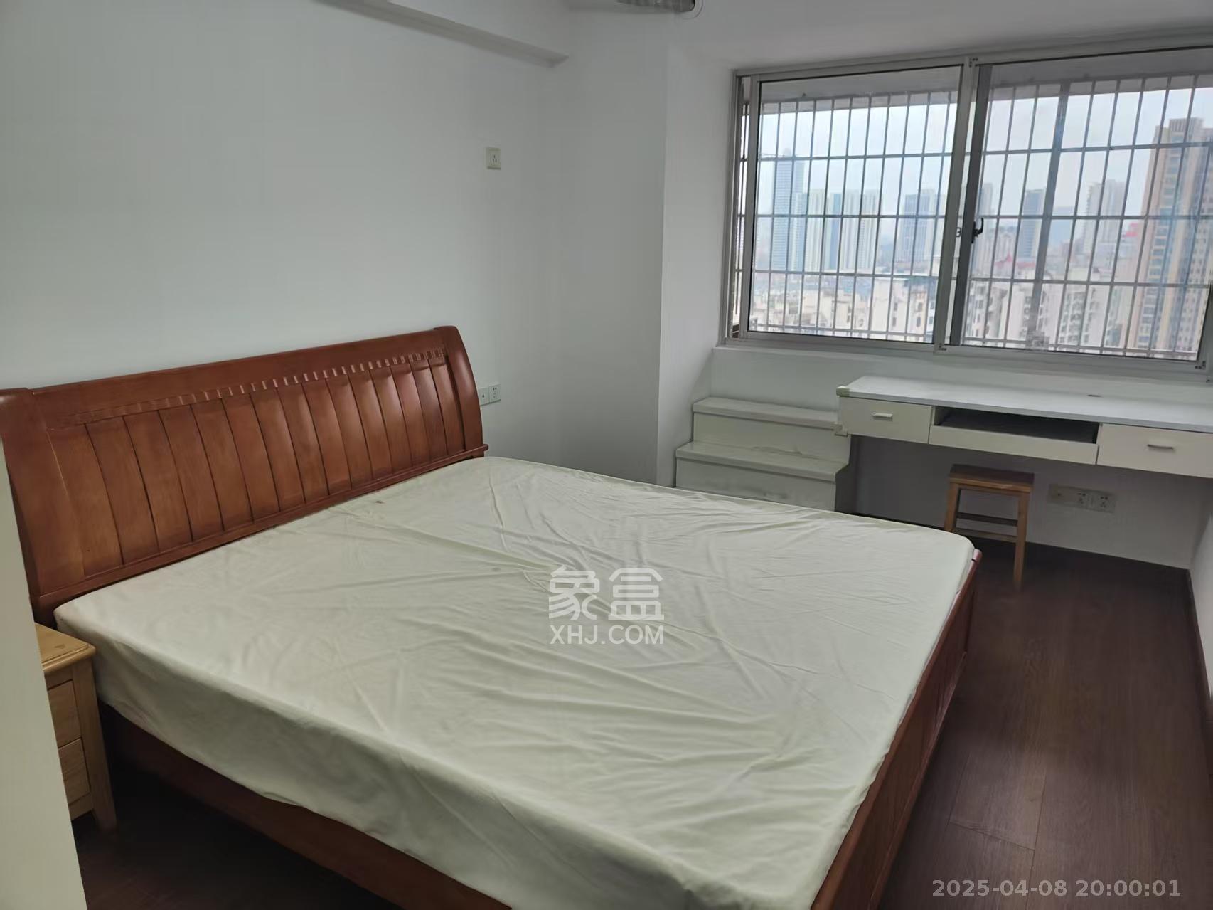 观湖公寓  1室1厅1卫    1800.0元/月室内图