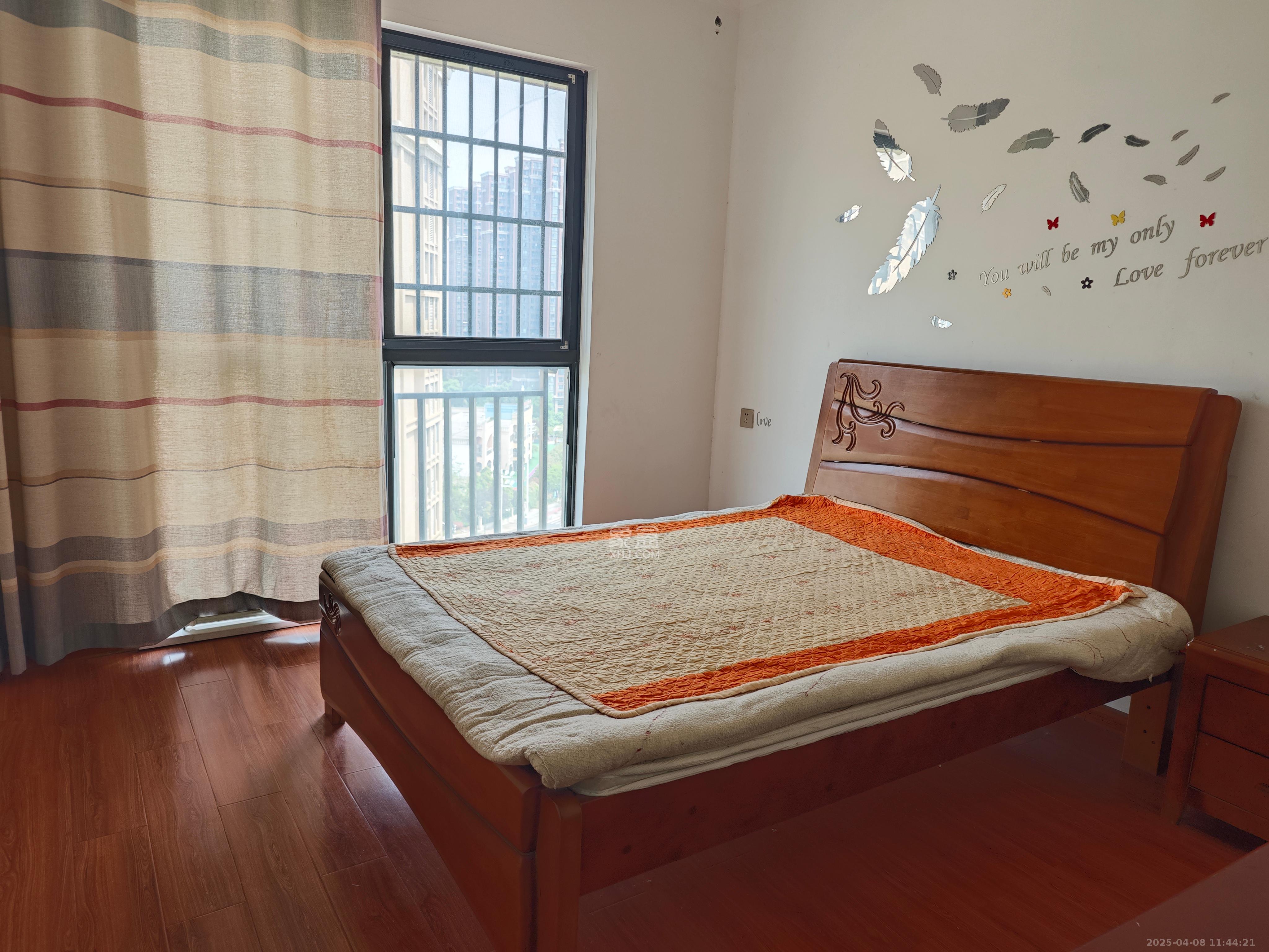优山美地  3室2厅2卫   2900.00元/月室内图