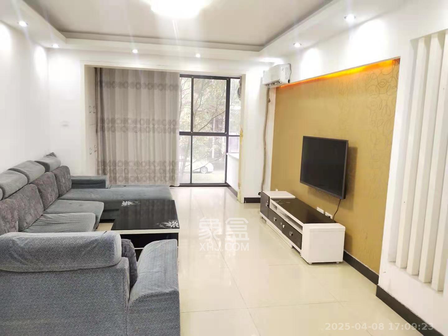 山语城一期 3室2厅1卫 1800.0元/月 山语城一期 3室2厅1卫 1800.0元/月室内图