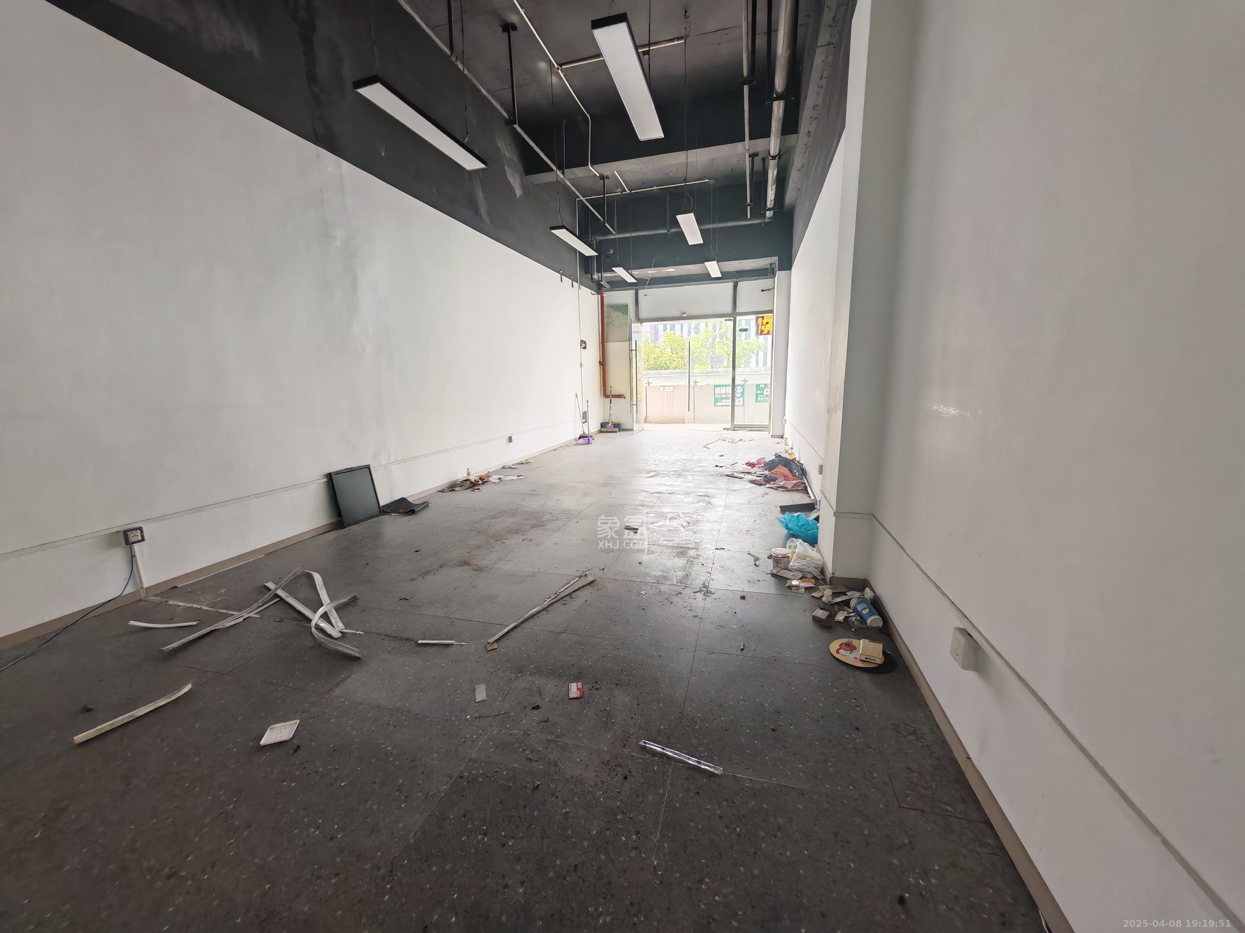 中交广场公寓   68.0㎡      3700.0元/月室内图