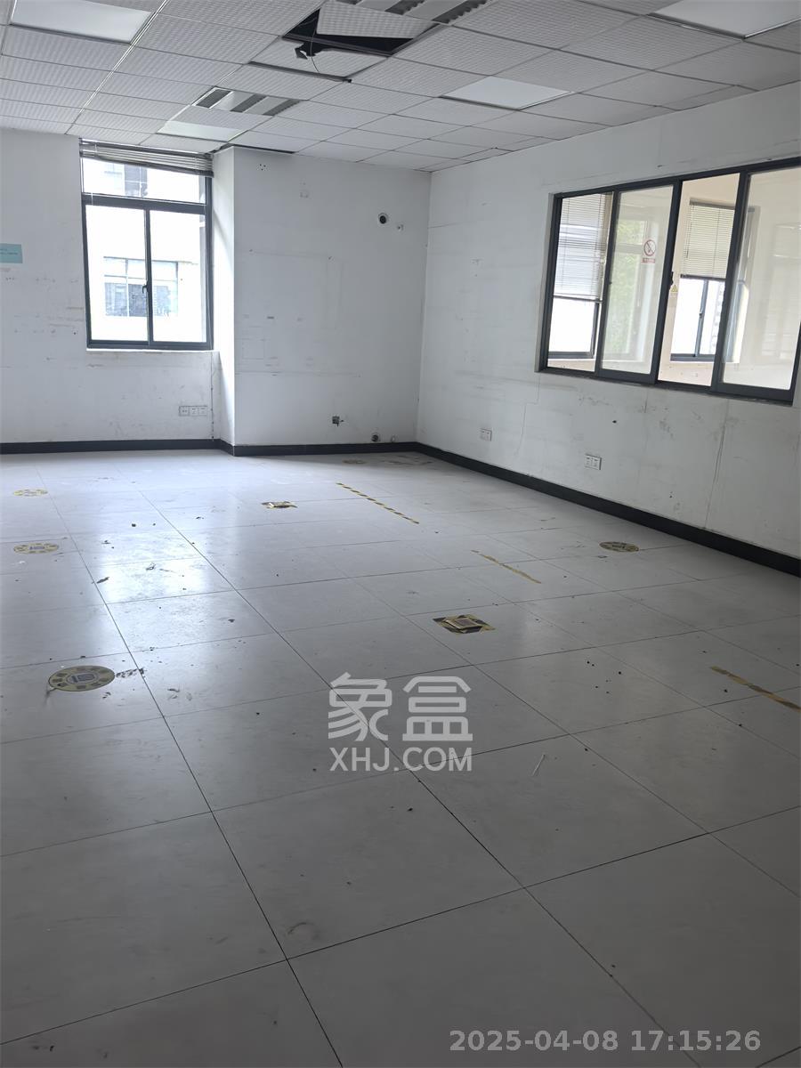 国际企业中心   345.67㎡      8500.0元/月室内图