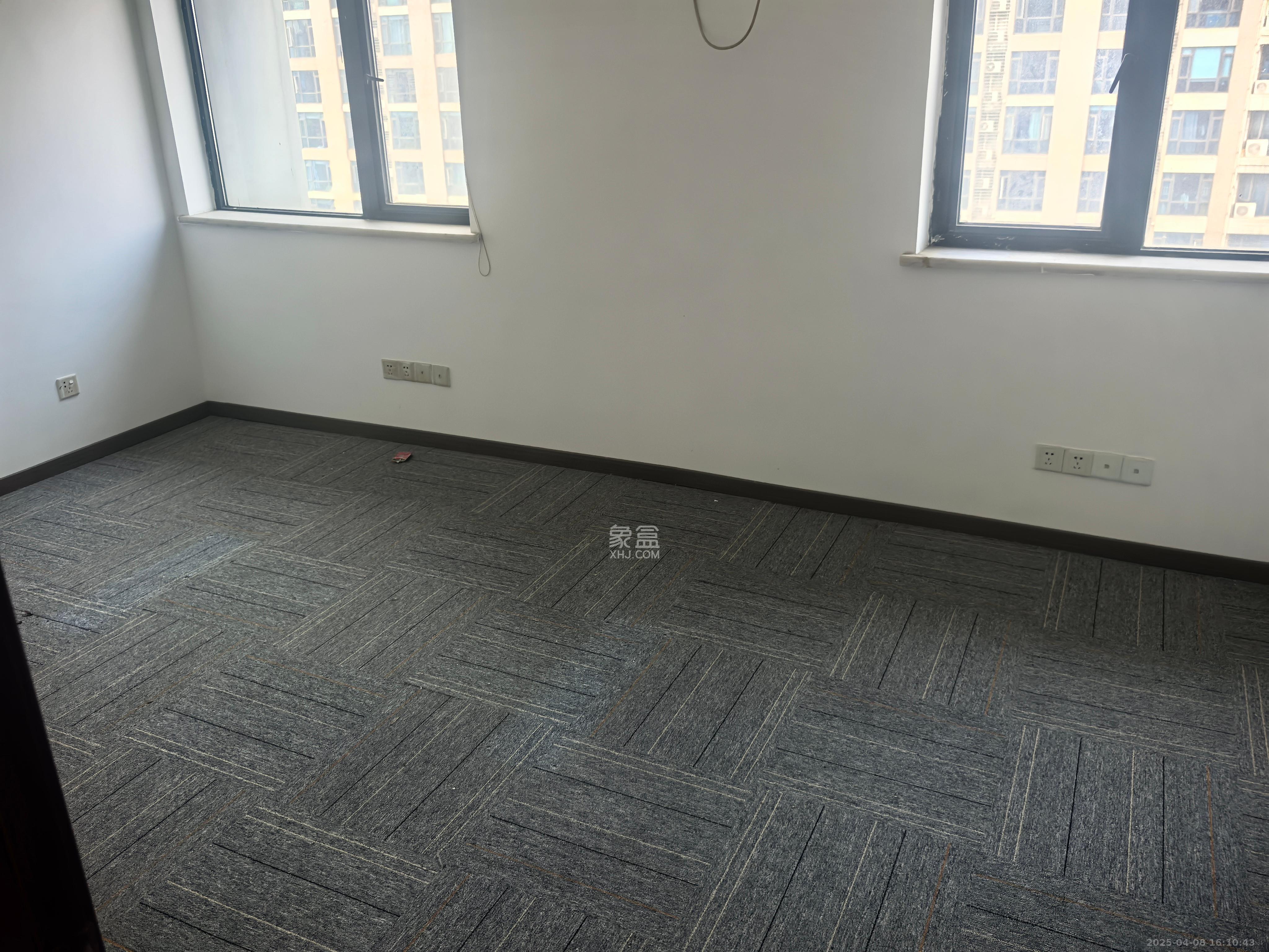 鑫远杰座  1室1厅1卫    4900.0元/月 鑫远杰座  1室1厅1卫    4900.0元/月室内图1