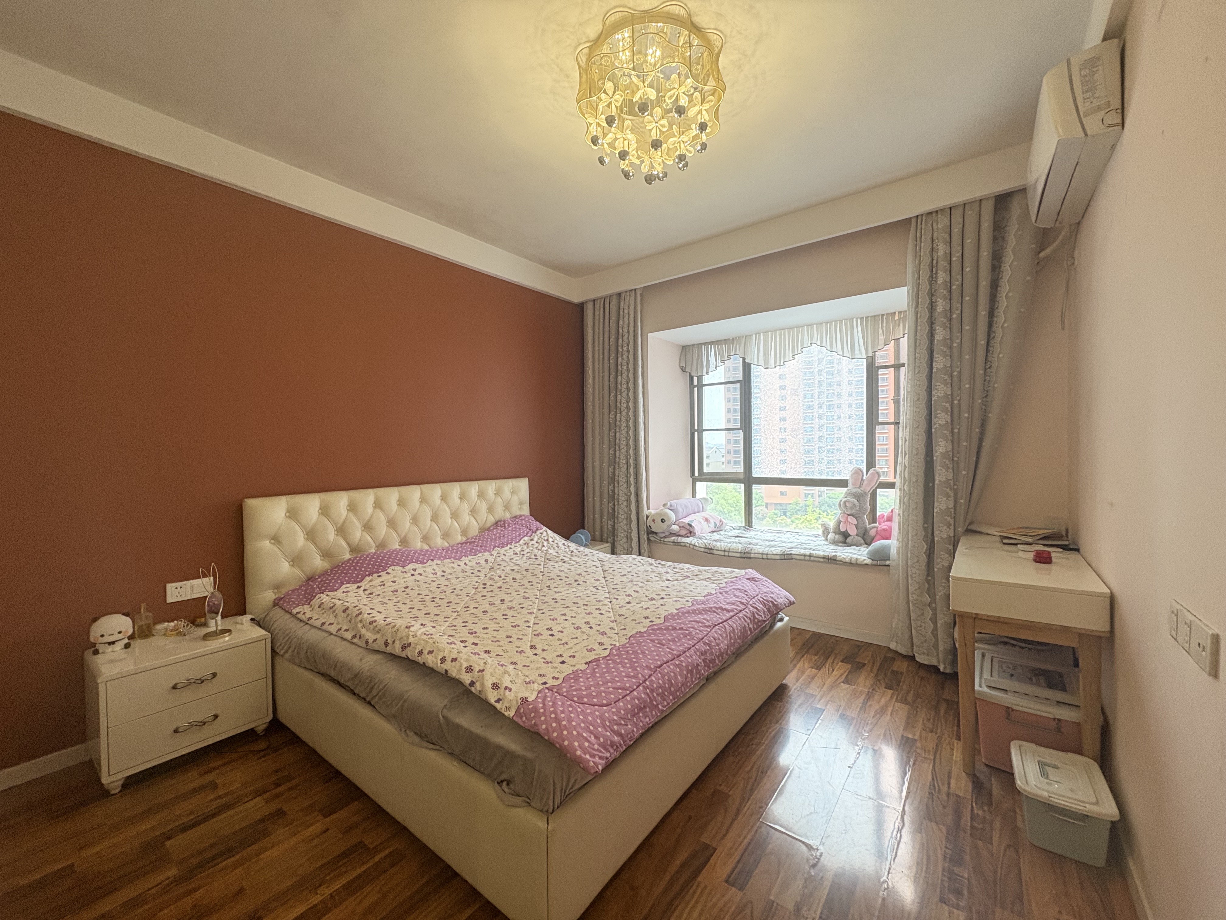 中航白沙湾  3室2厅2卫    1800.0元/月 中航白沙湾  3室2厅2卫    1800.0元/月室内图