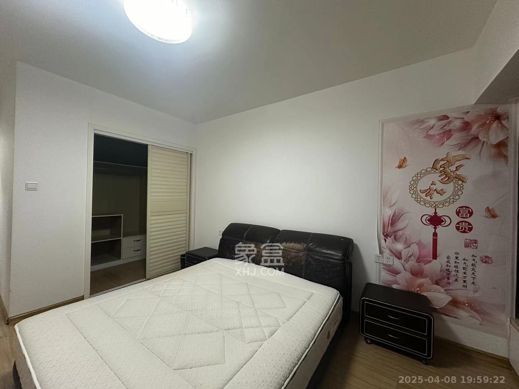 维一星城原山苑 3室2厅2卫 2800.0元/月 维一星城原山苑 3室2厅2卫 2800.0元/月室内图