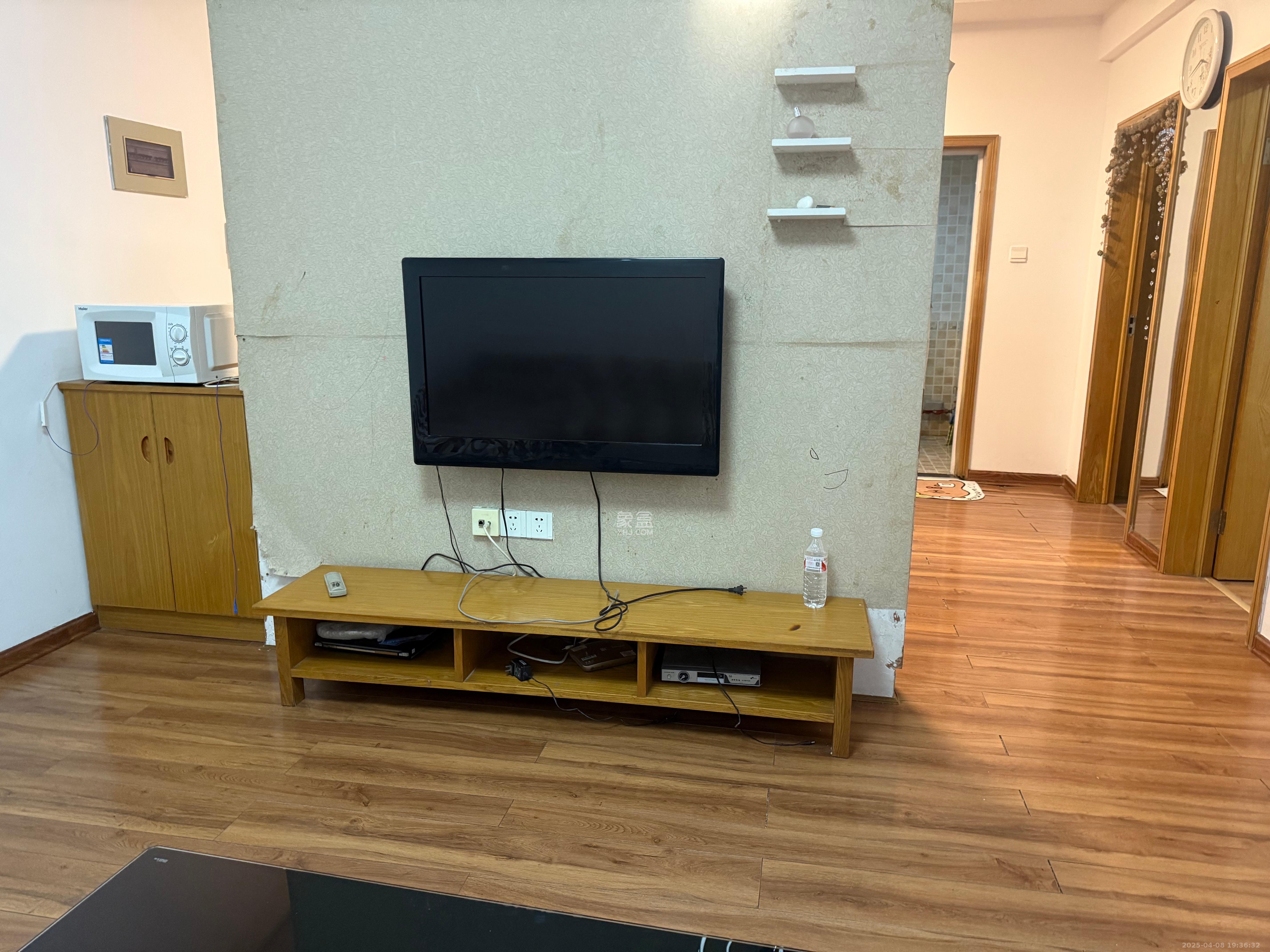 水岸天际(一期、二期) 2室2厅1卫 2000.0元/月 水岸天际(一期、二期) 2室2厅1卫 2000.0元/月室内图