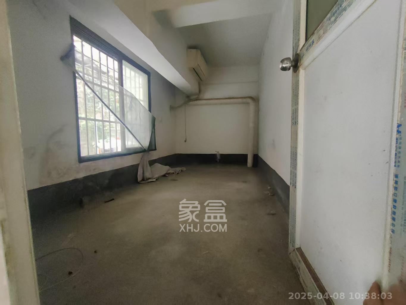 松雅安置小区  1室1厅2卫   3600.00元/月室内图