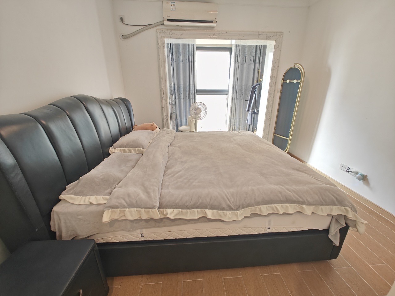 海南金地自在城 3室2厅2卫 145.0万 海南金地自在城 3室2厅2卫 145.0万客厅