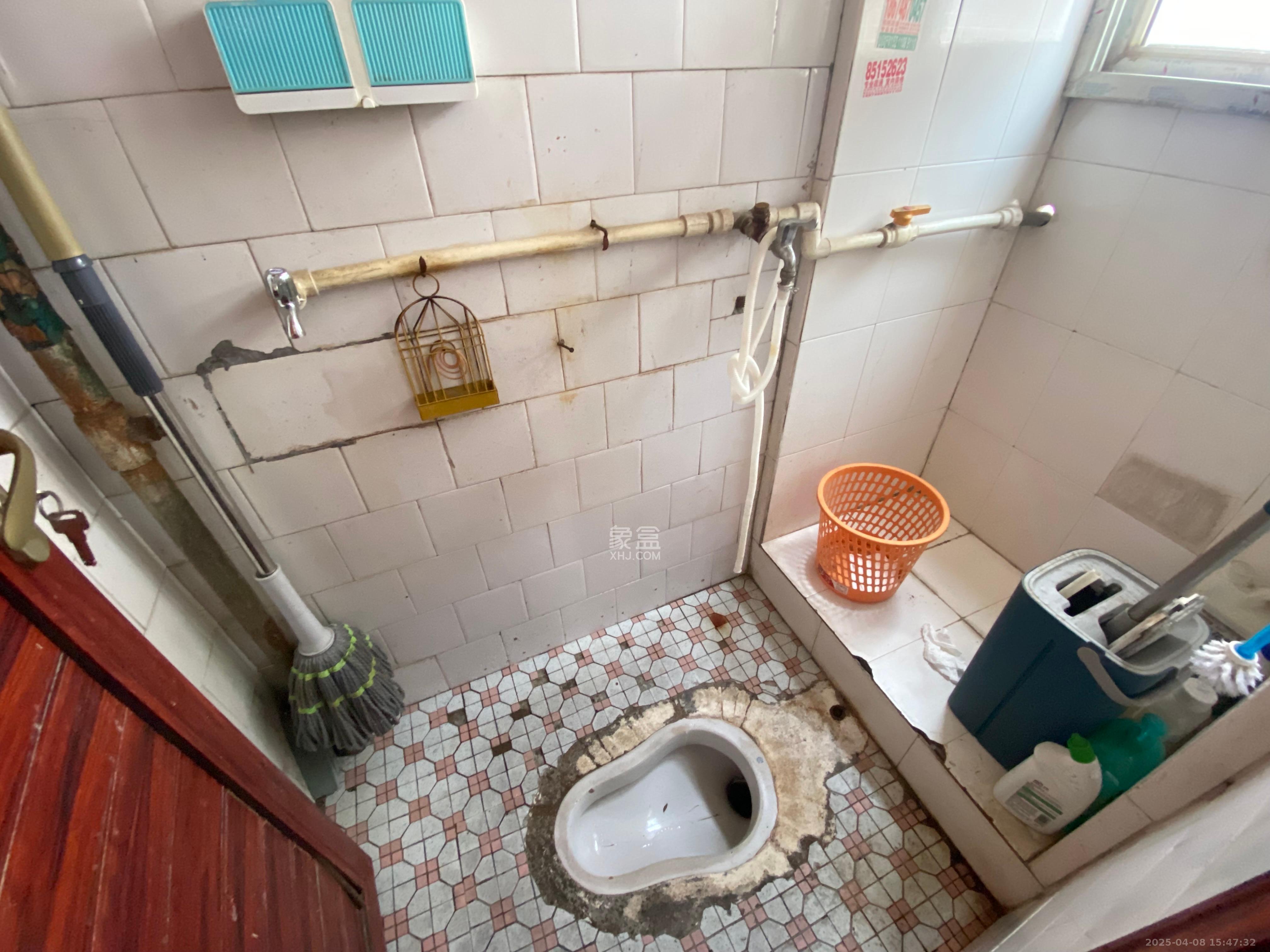 天心路散盘  1室1厅1卫    800.0元/月 天心路散盘  1室1厅1卫    800.0元/月室内图