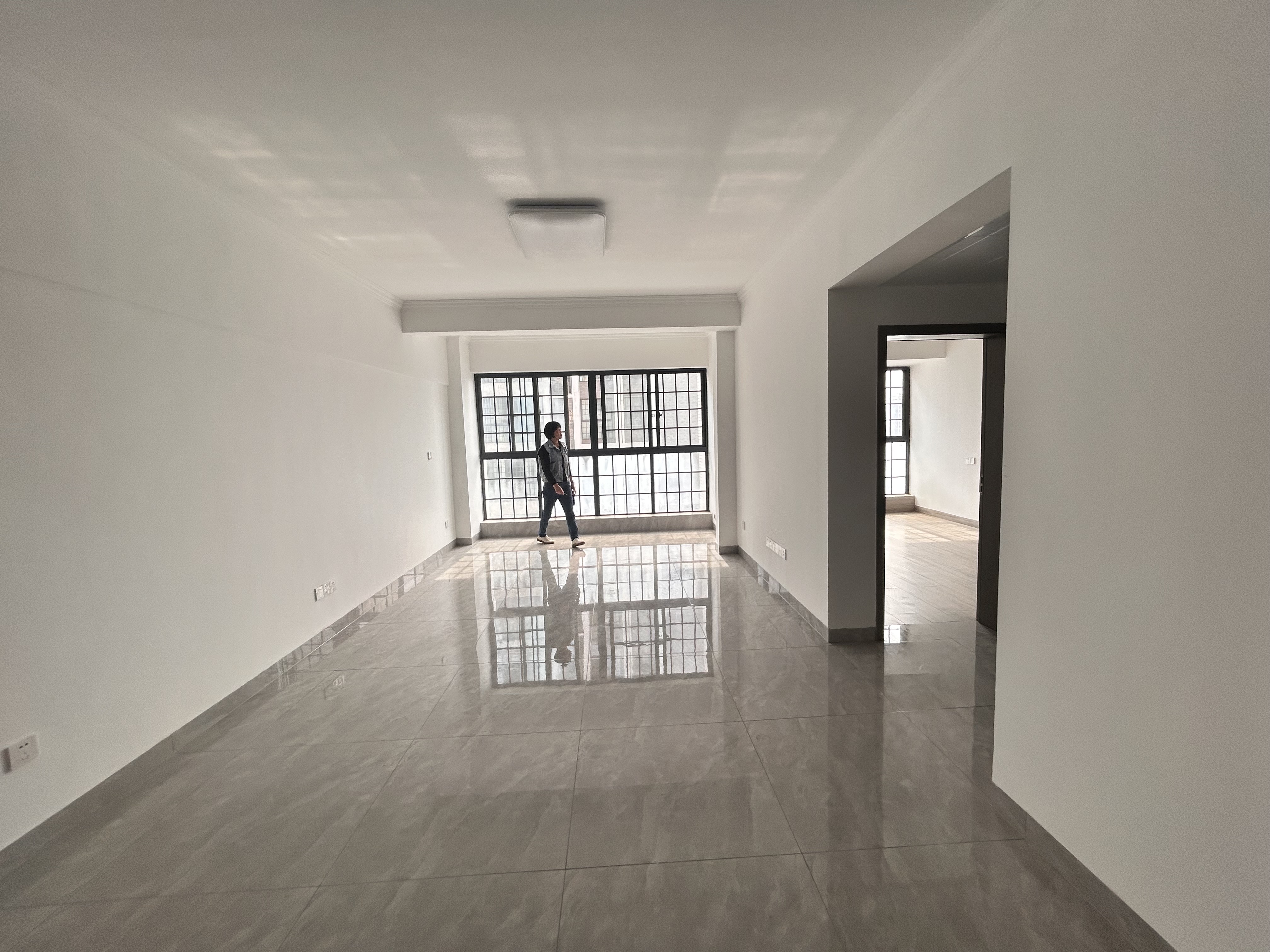 福天华府 3室2厅2卫 2500.0元/月 福天华府 3室2厅2卫 2500.0元/月室内图