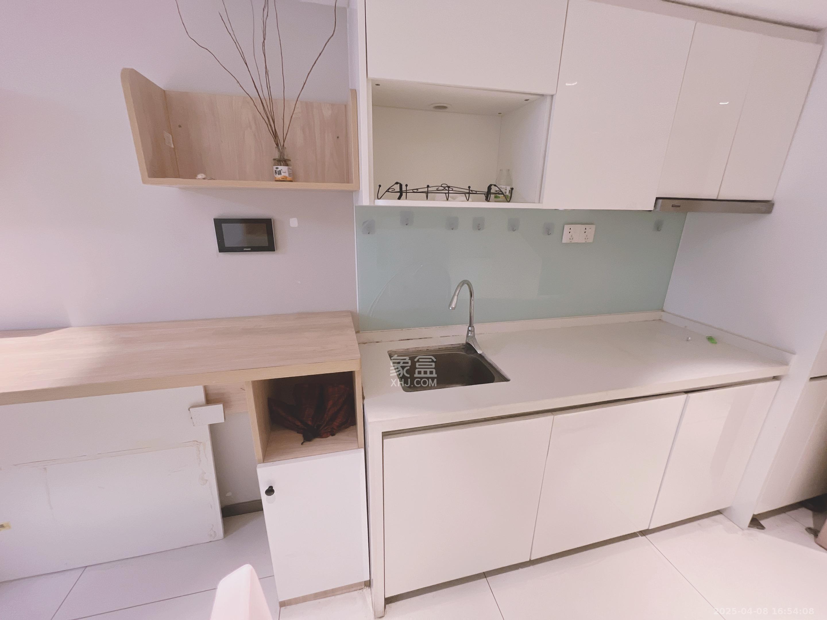 时代年华 2室1厅1卫 1300.0元/月 时代年华 2室1厅1卫 1300.0元/月室内图