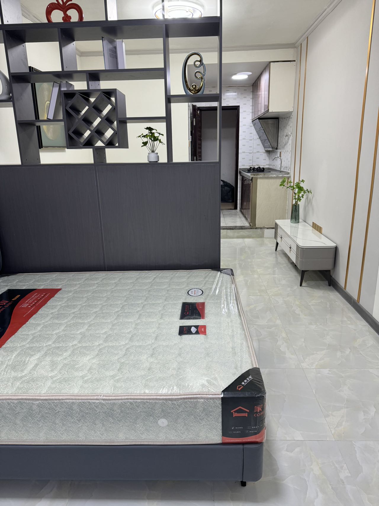 万福大厦 1室1厅1卫 46.8万 万福大厦 1室1厅1卫 46.8万客厅