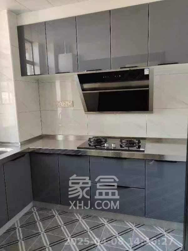 金鹰玖珑山  3室2厅2卫   2800.00元/月室内图