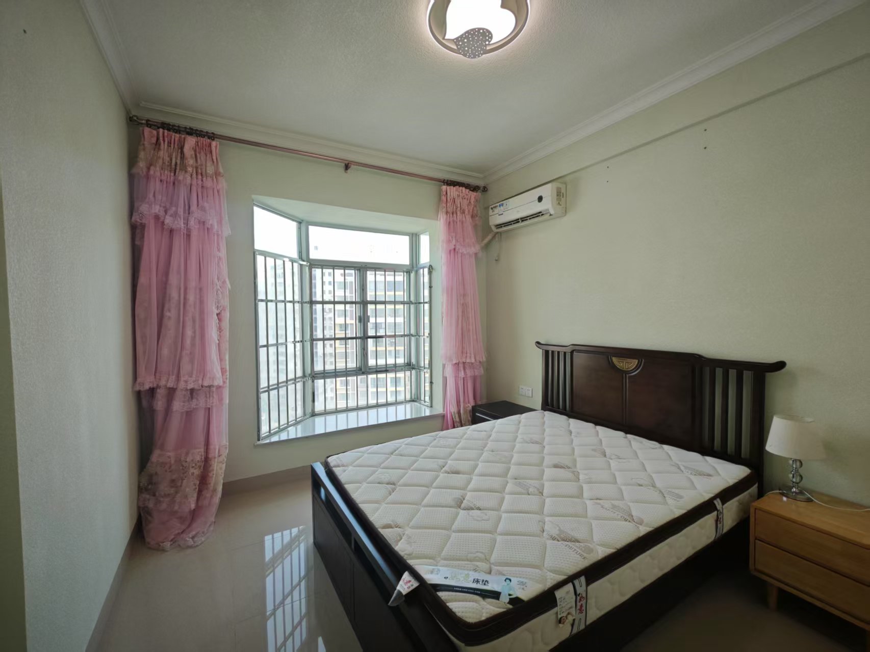 北海岸88号 3室2厅2卫 2500.0元/月 北海岸88号 3室2厅2卫 2500.0元/月室内图