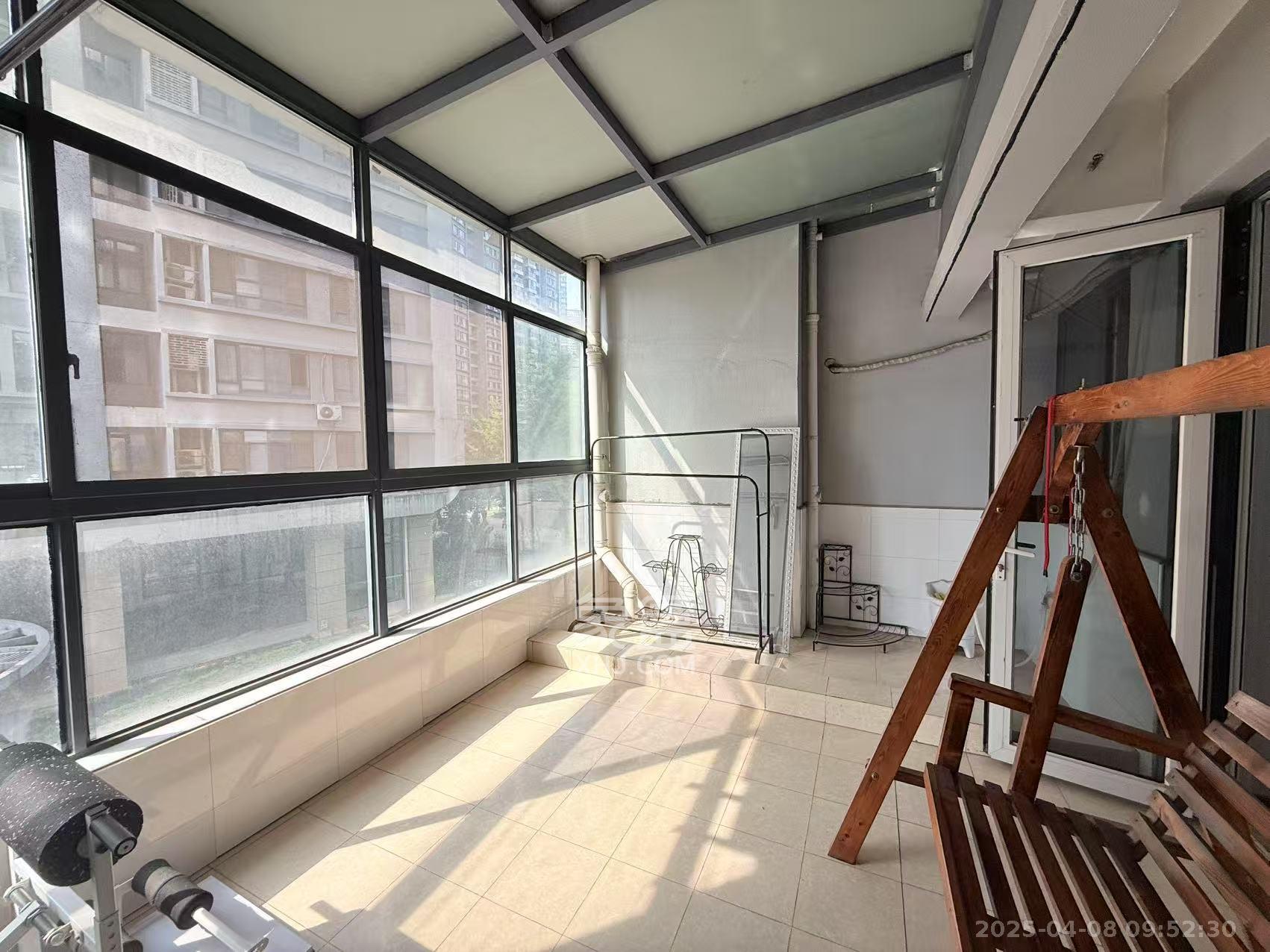 北辰三角洲E3区  1室1厅1卫   2200.00元/月室内图