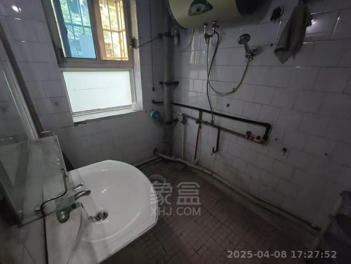 神塘冲 2室1厅1卫 650.0元/月 神塘冲 2室1厅1卫 650.0元/月室内图