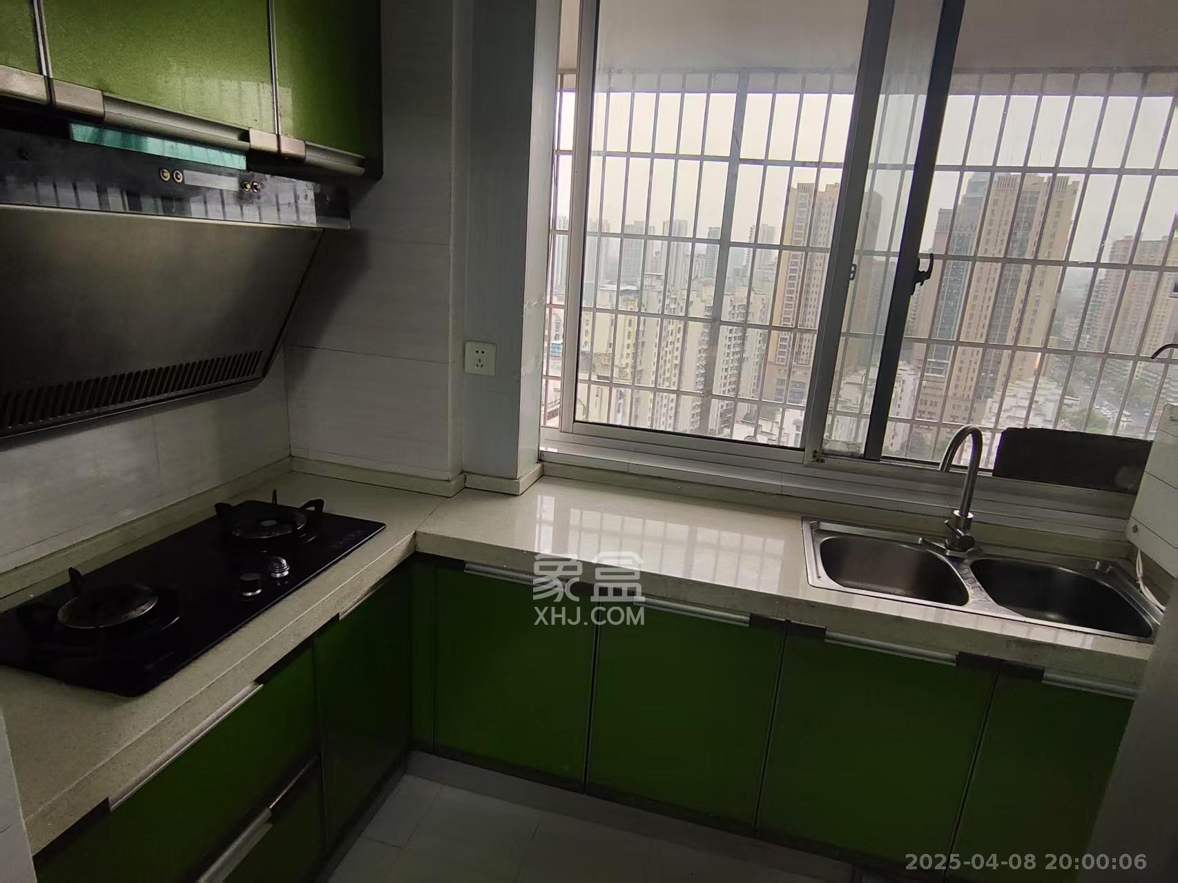 观湖公寓  1室1厅1卫    1800.0元/月室内图