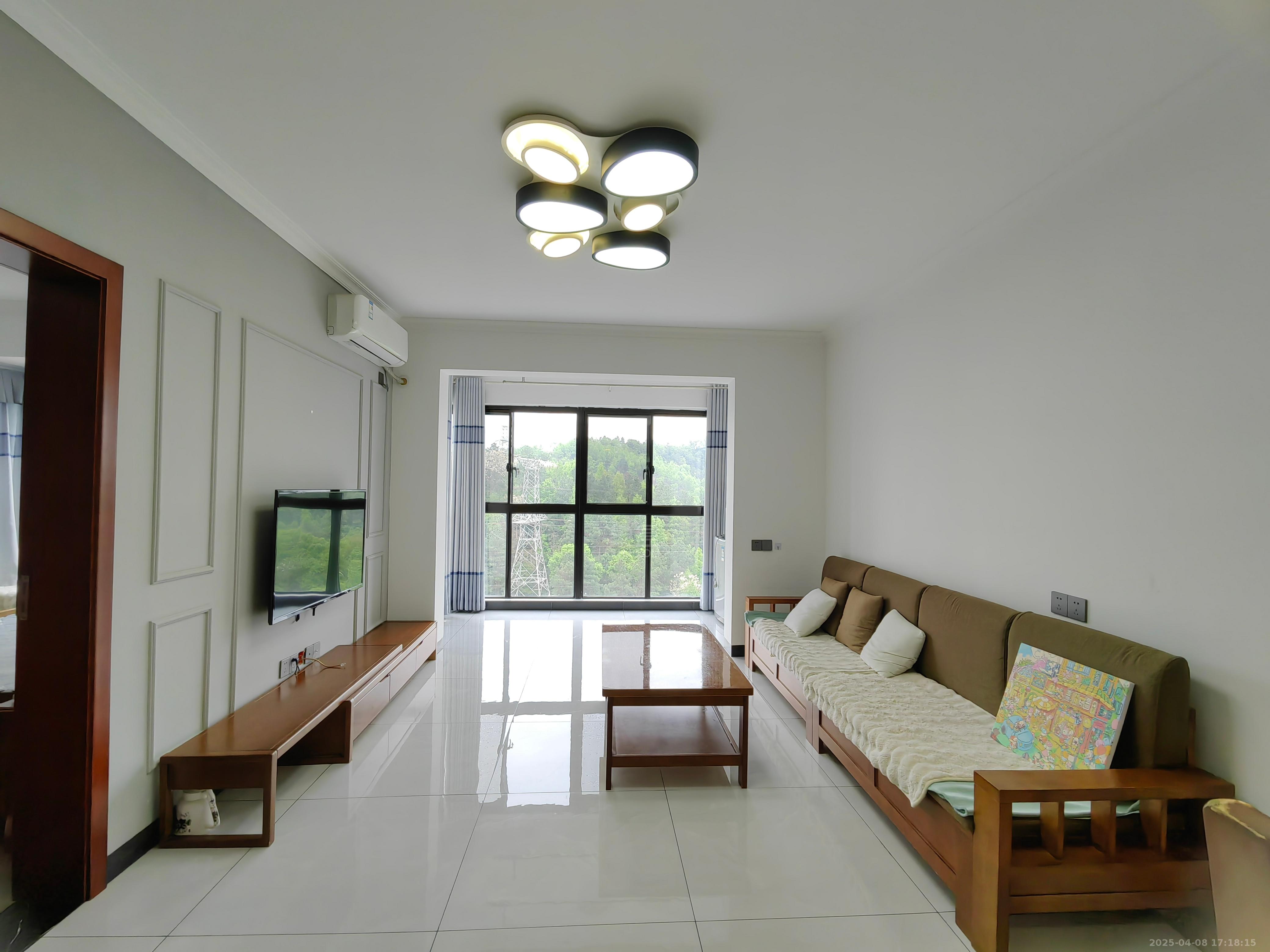 时代新城(翰林府) 3室2厅1卫 1600.0元/月 时代新城(翰林府) 3室2厅1卫 1600.0元/月室内图