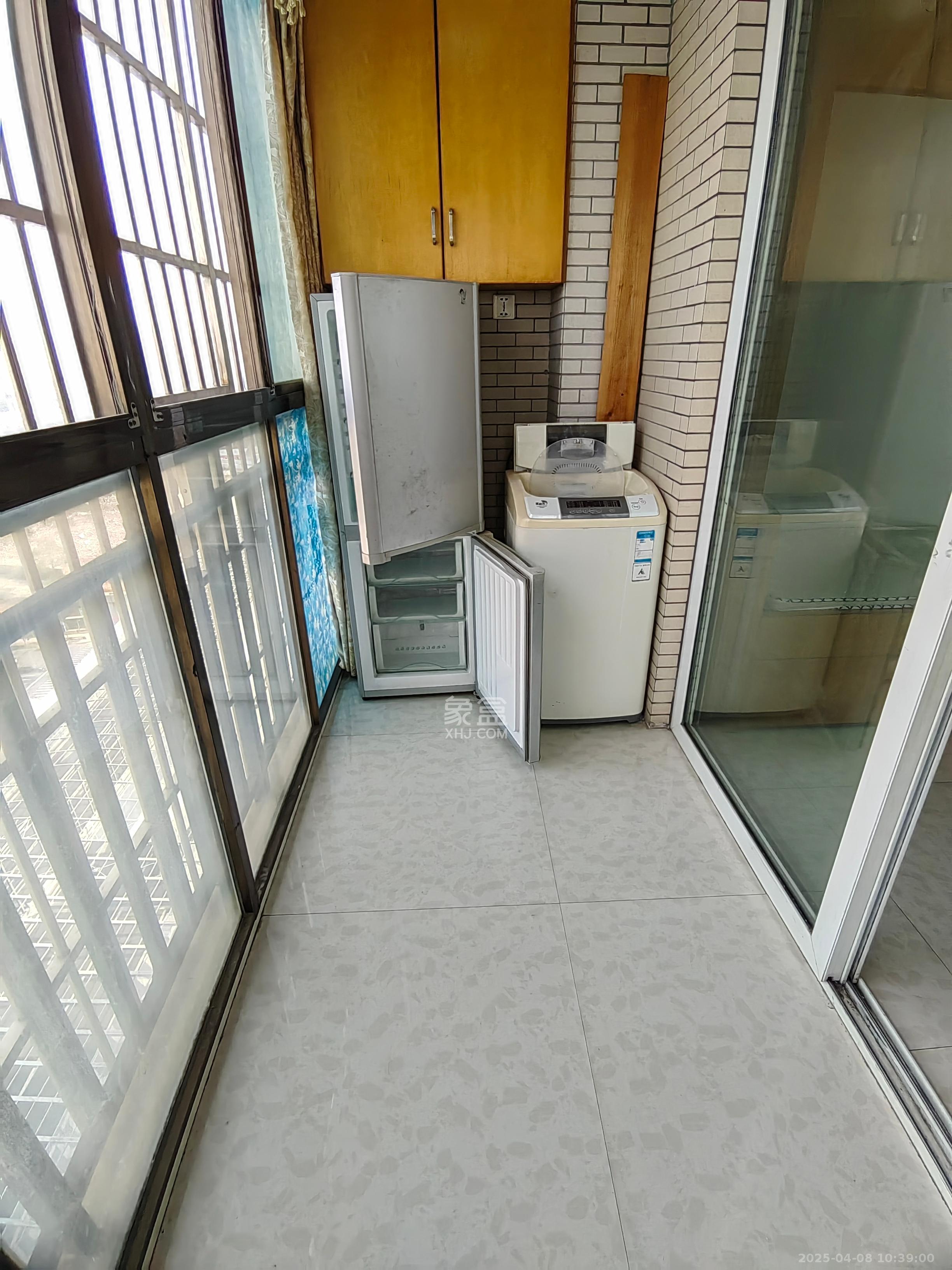 世景华庭  1室1厅1卫   1200.00元/月室内图