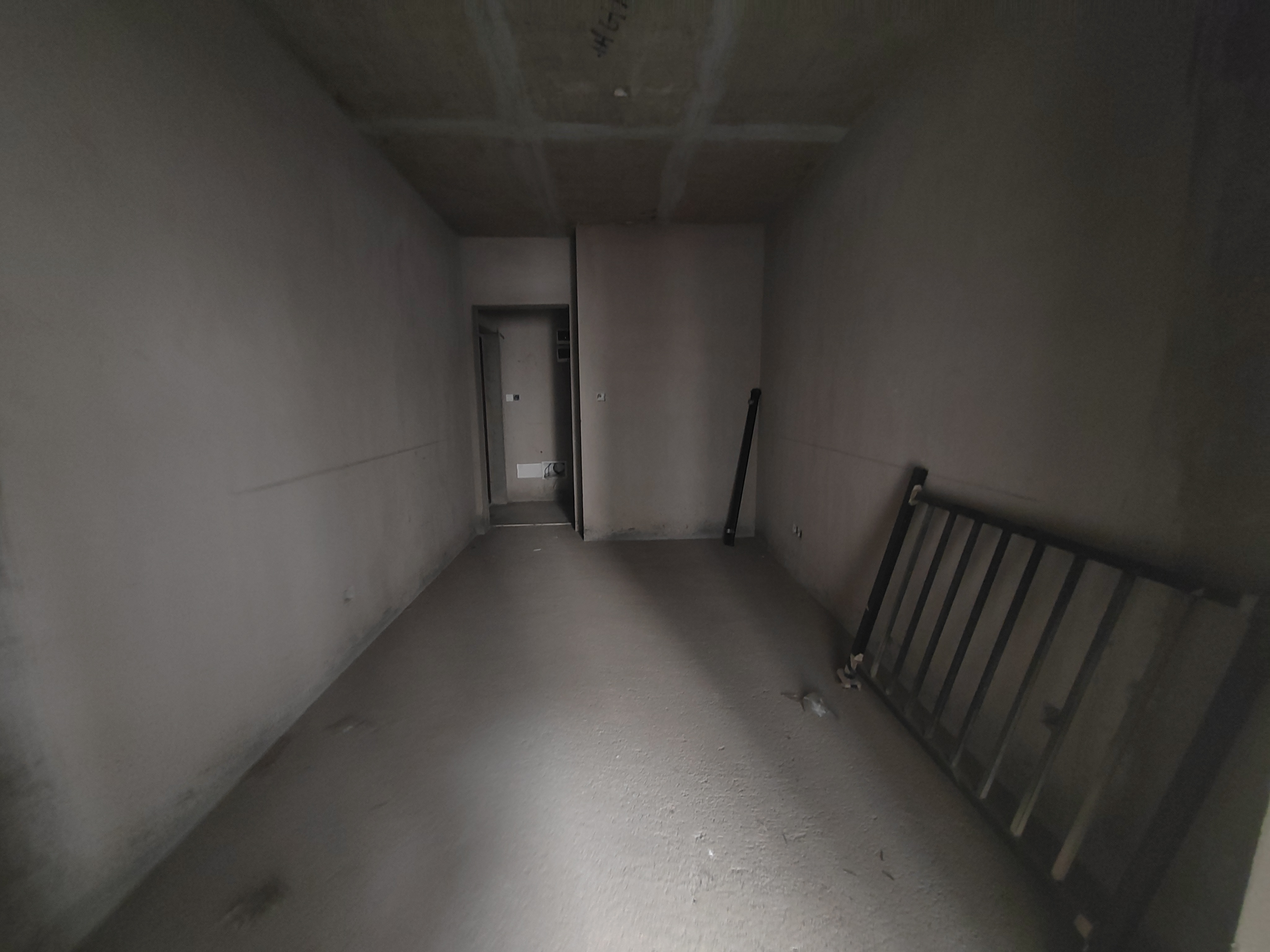 五江碧桂园城市广场 4室2厅2卫 76.8万 五江碧桂园城市广场 4室2厅2卫 76.8万客厅