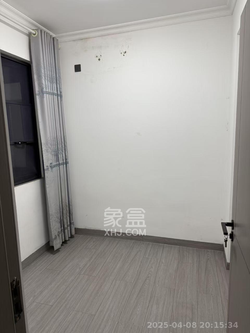 长房云时代  3室1厅2卫   2500.00元/月室内图
