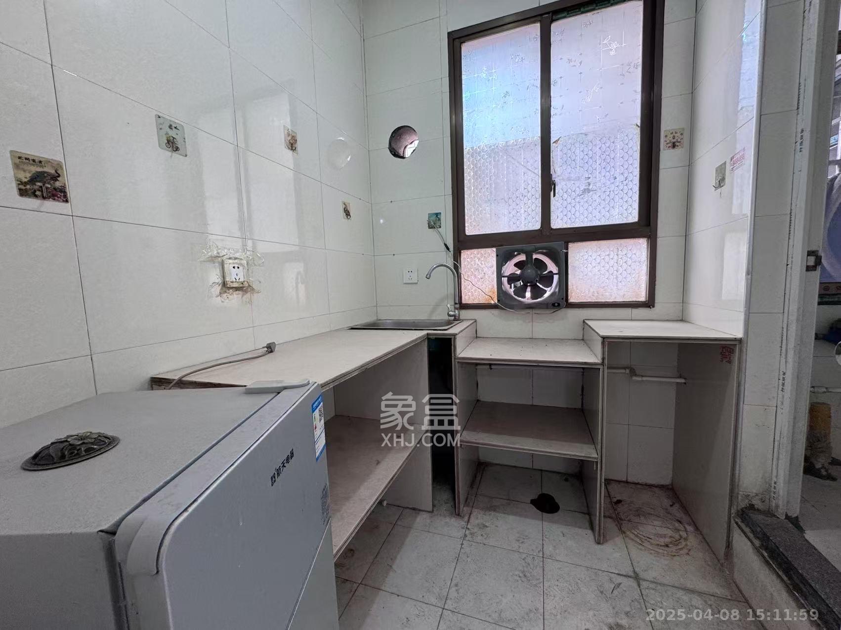 新塘垅小区(高桥物流园) 2室1厅1卫 1200.0元/月 新塘垅小区(高桥物流园) 2室1厅1卫 1200.0元/月室内图