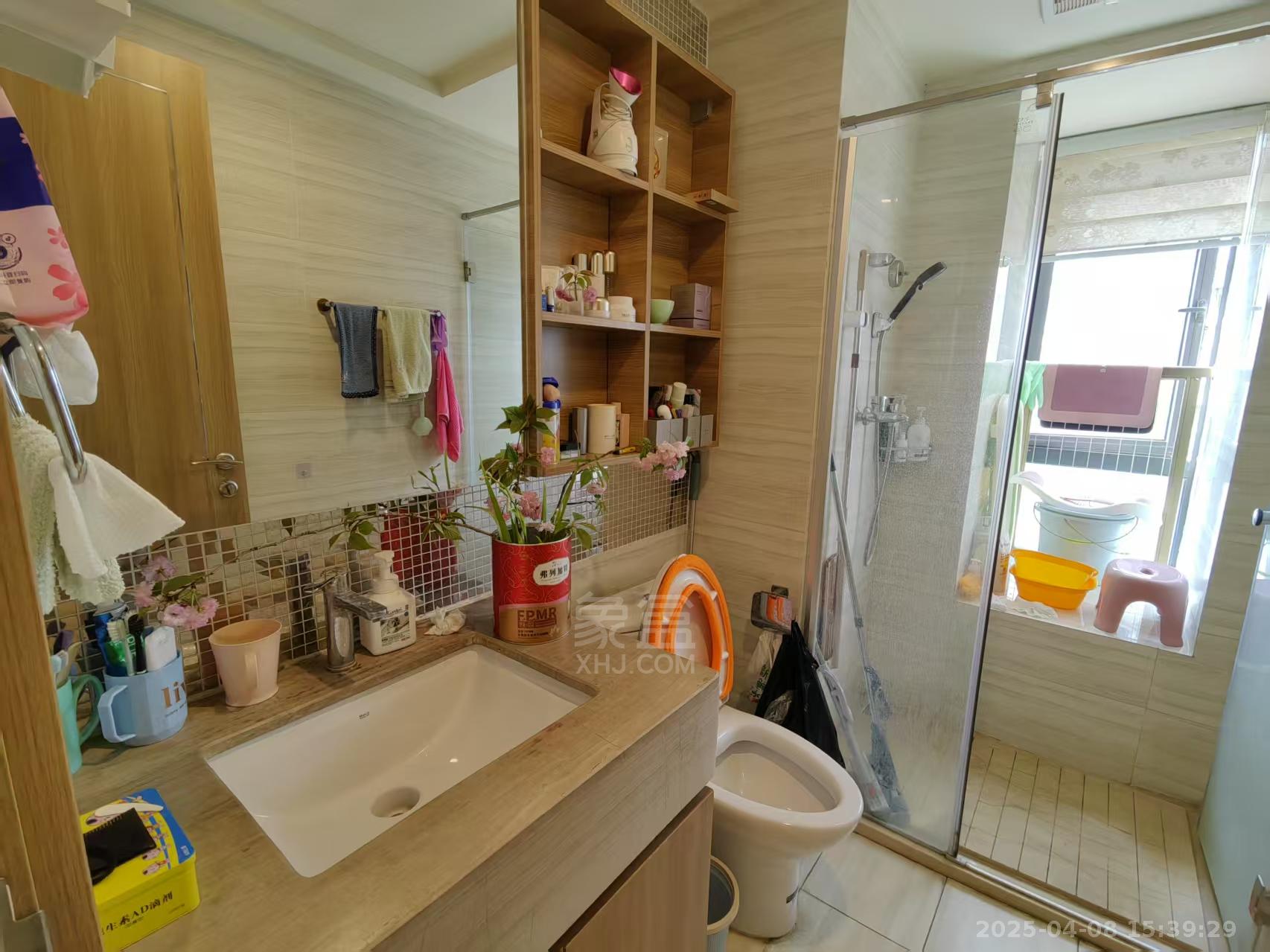 恒大御景湾 2室1厅1卫 1800.0元/月 恒大御景湾 2室1厅1卫 1800.0元/月室内图