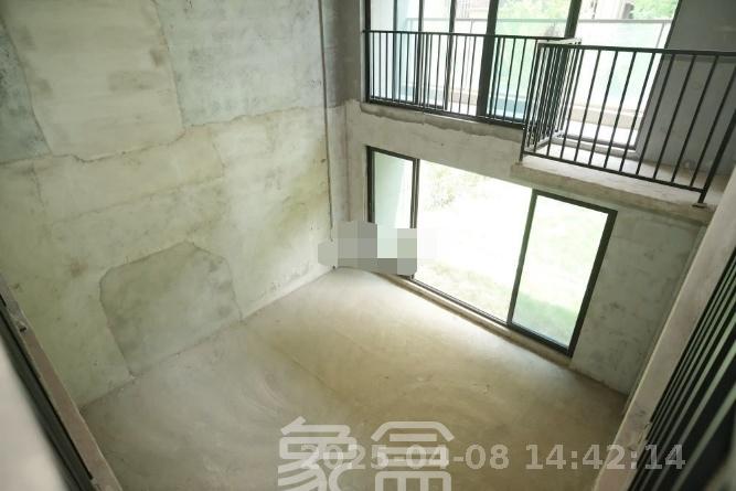 合能枫丹新里  4室2厅2卫    2500.0元/月 合能枫丹新里  4室2厅2卫    2500.0元/月室内图1