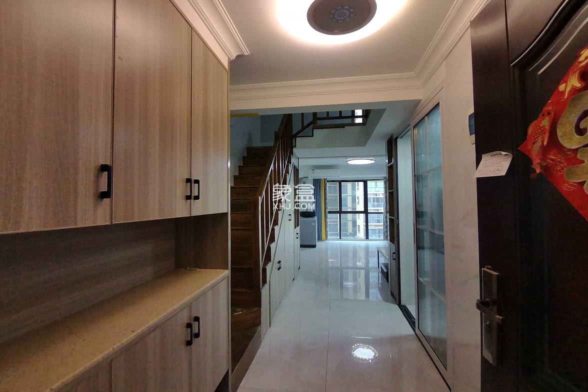 金钟时代城 1室1厅1卫 1600.00元/月 金钟时代城 1室1厅1卫 1600.00元/月室内图