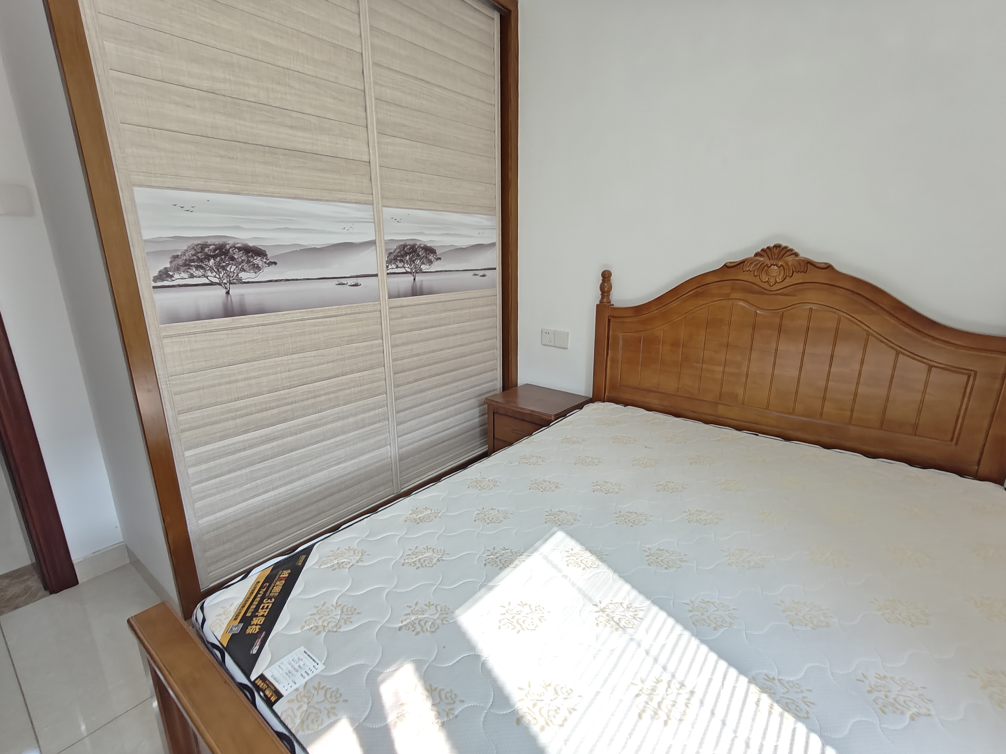 万达湖公馆 3室2厅1卫 1600.0元/月 万达湖公馆 3室2厅1卫 1600.0元/月室内图