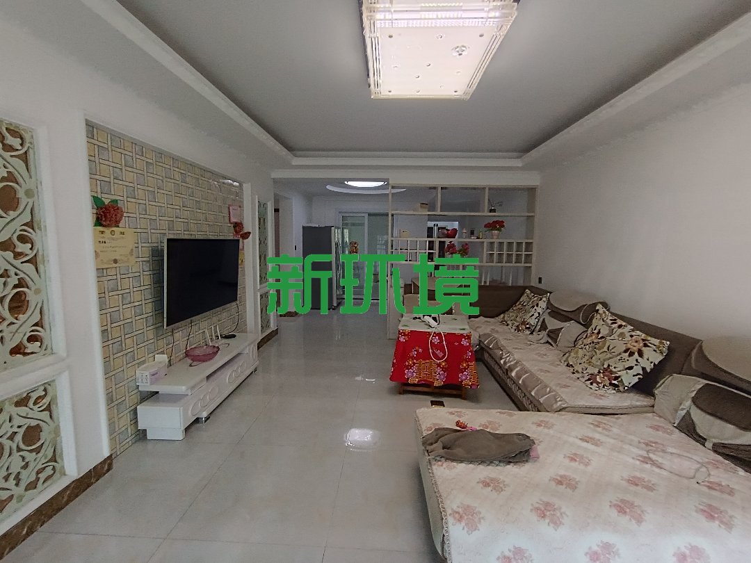 华天城小区 3室2厅1卫 75.00万 华天城小区 3室2厅1卫 75.00万客厅