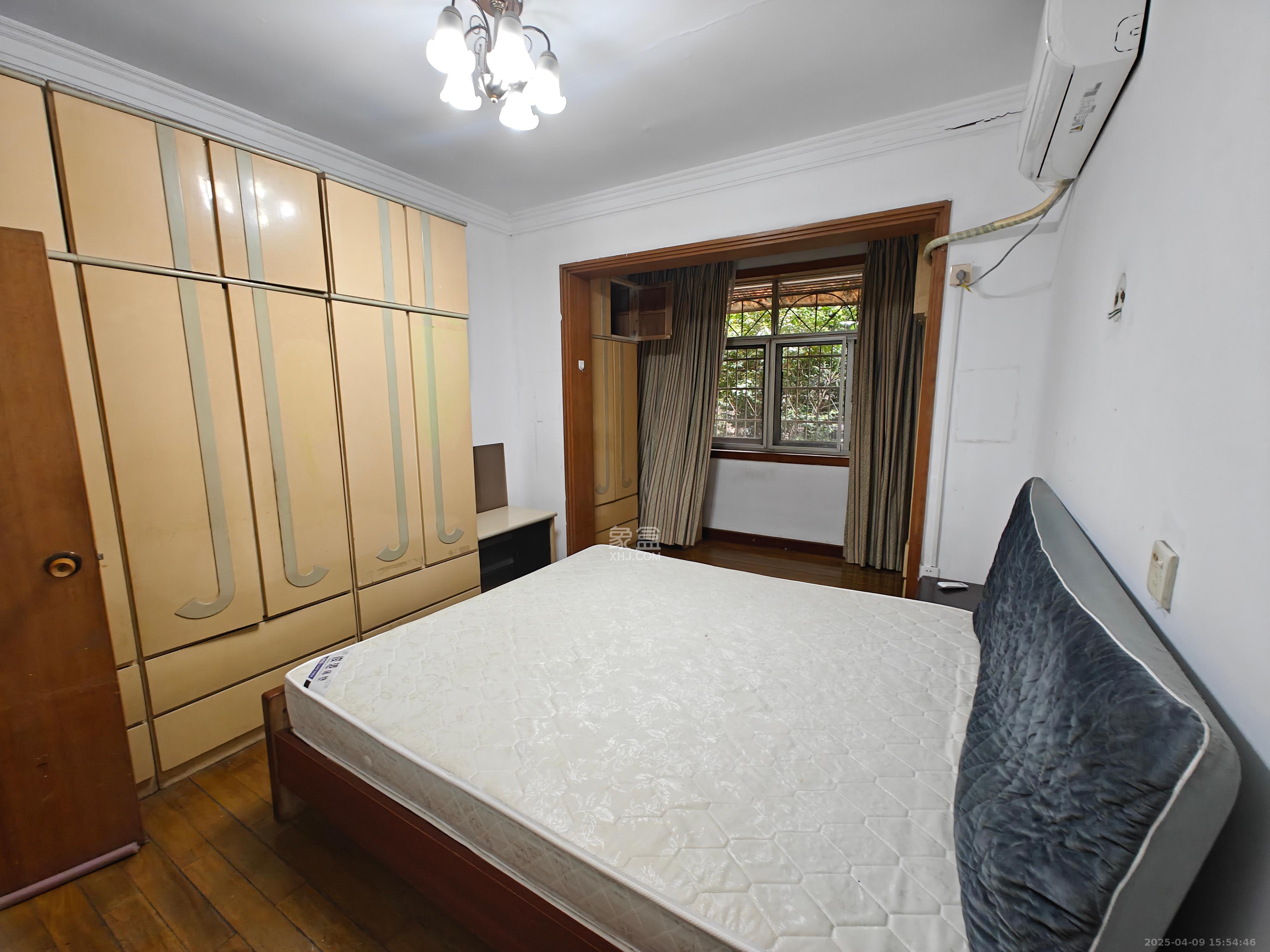 轻工设计院 3室2厅1卫 1500.0元/月 轻工设计院 3室2厅1卫 1500.0元/月室内图