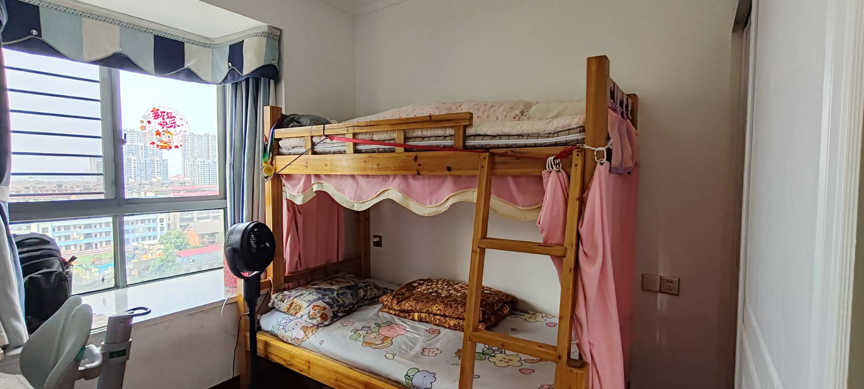 桃花缘  3室2厅2卫    62.8万 桃花缘  3室2厅2卫    62.8万室内图