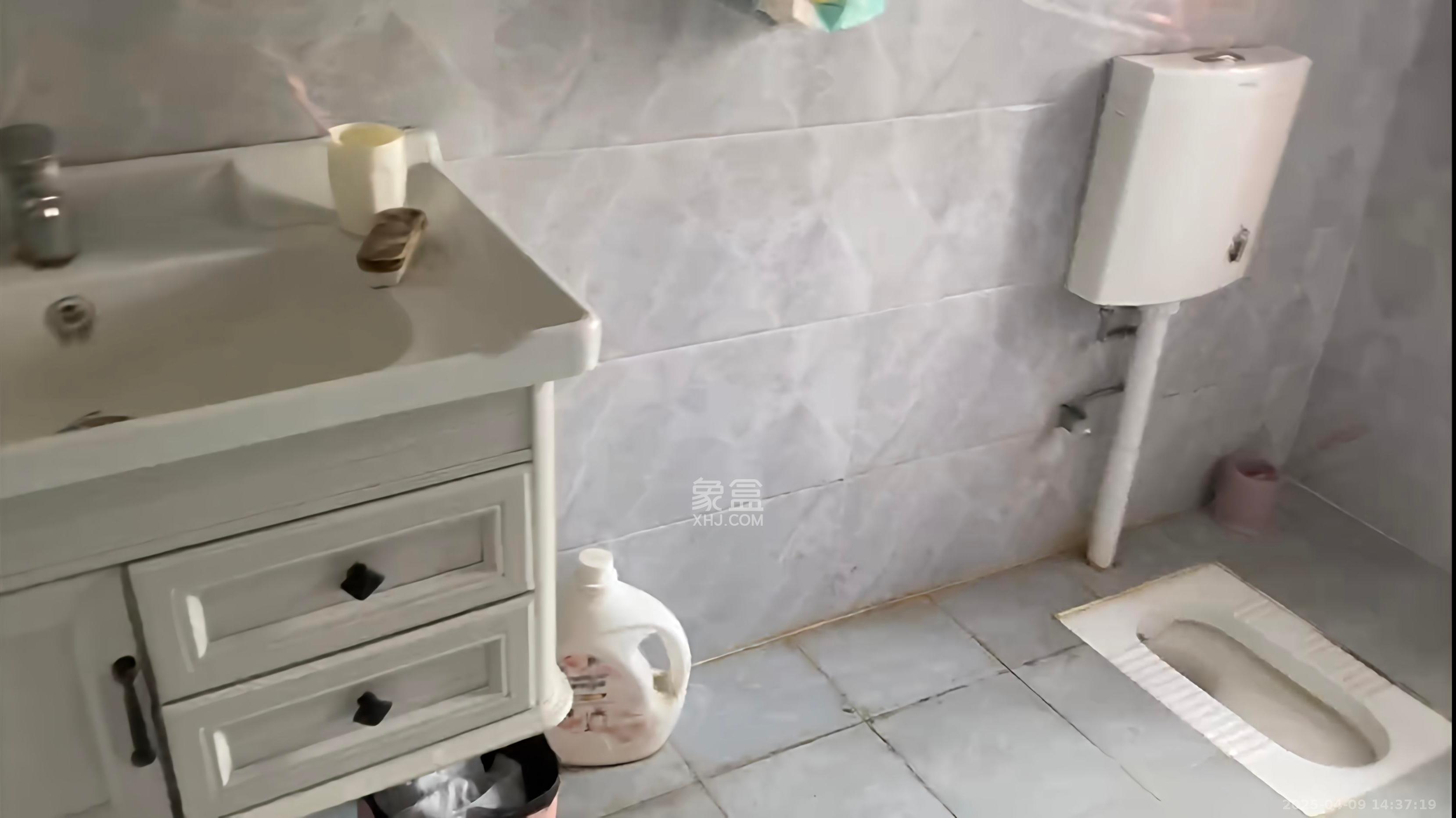 富瑞星座 1室1厅1卫 1000.0元/月 富瑞星座 1室1厅1卫 1000.0元/月室内图