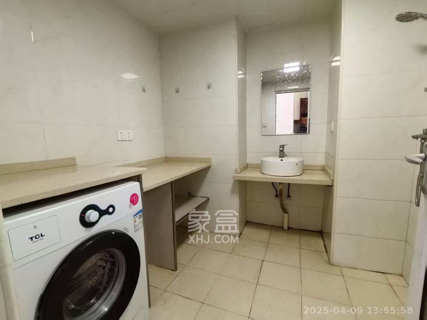 荣盛花语馨苑  1室1厅1卫    1500.0元/月室内图