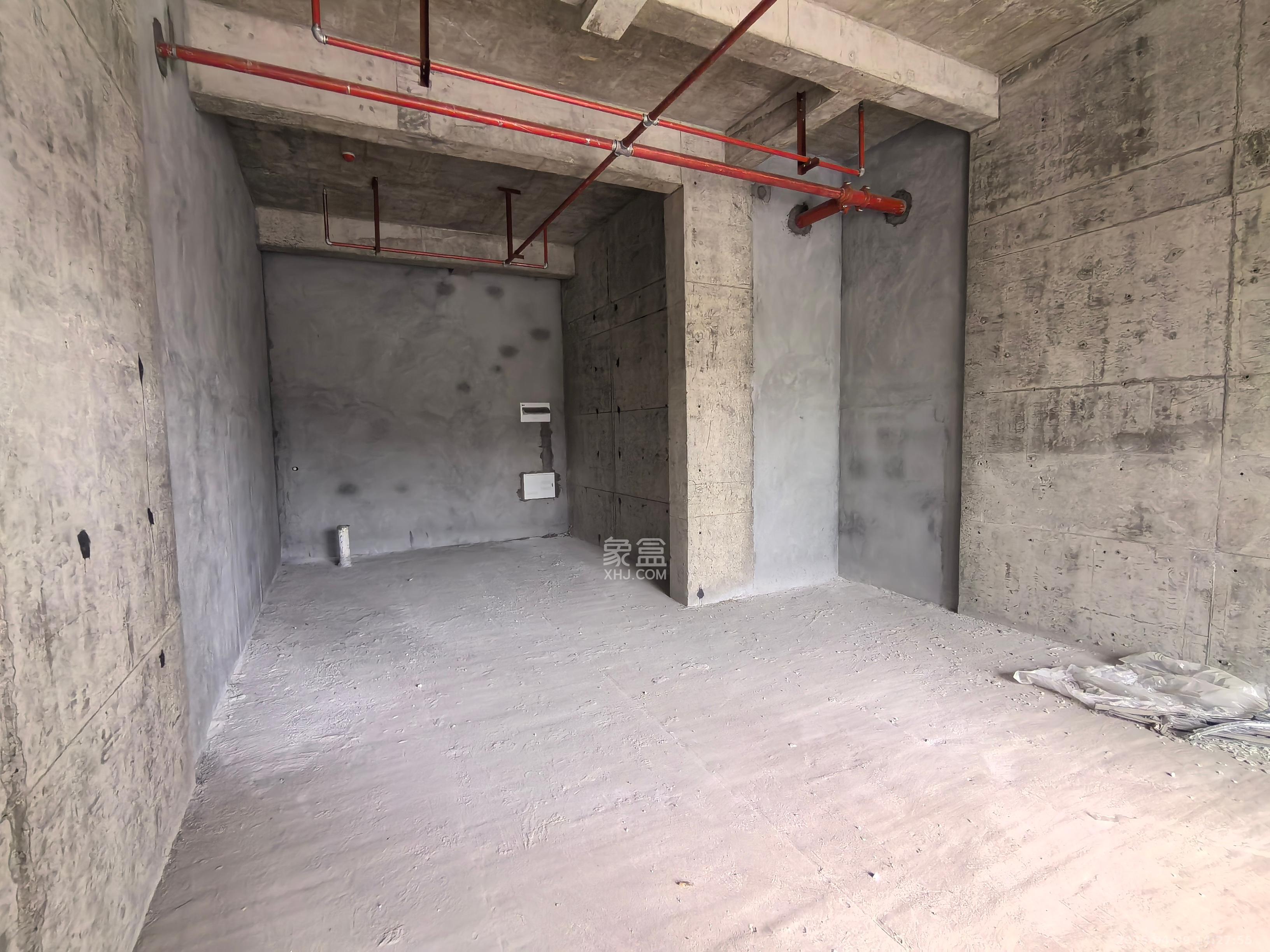 臻园   76.54㎡      13000.0元/月室内图