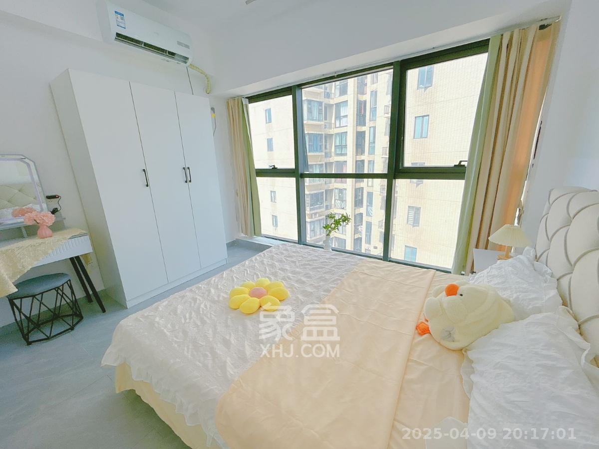 大鸿杰座  1室0厅0卫    2000.0元/月 大鸿杰座  1室0厅0卫    2000.0元/月