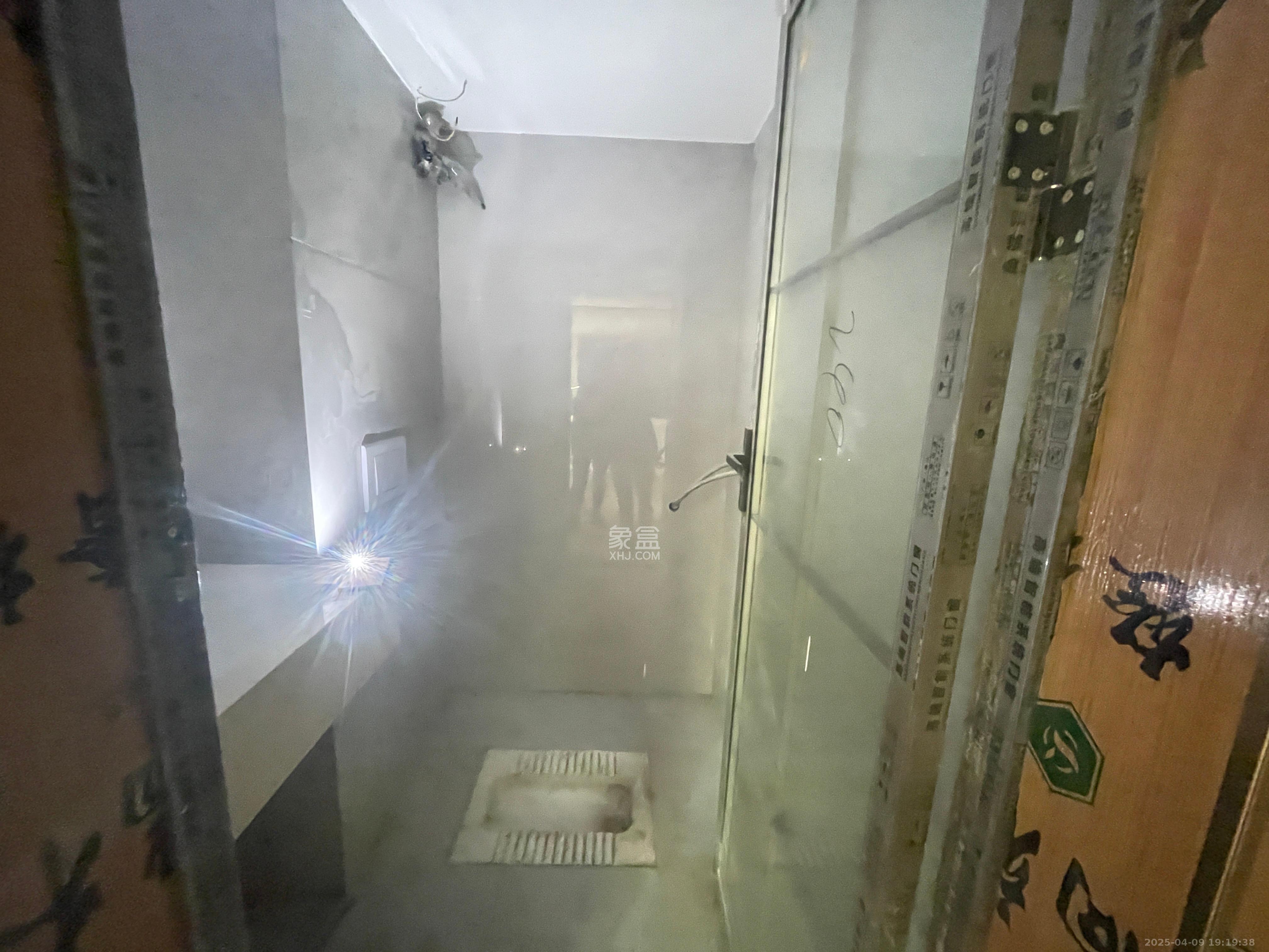 佳兆业云顶都汇 1室1厅0卫 3500.0元/月 佳兆业云顶都汇 1室1厅0卫 3500.0元/月室内图