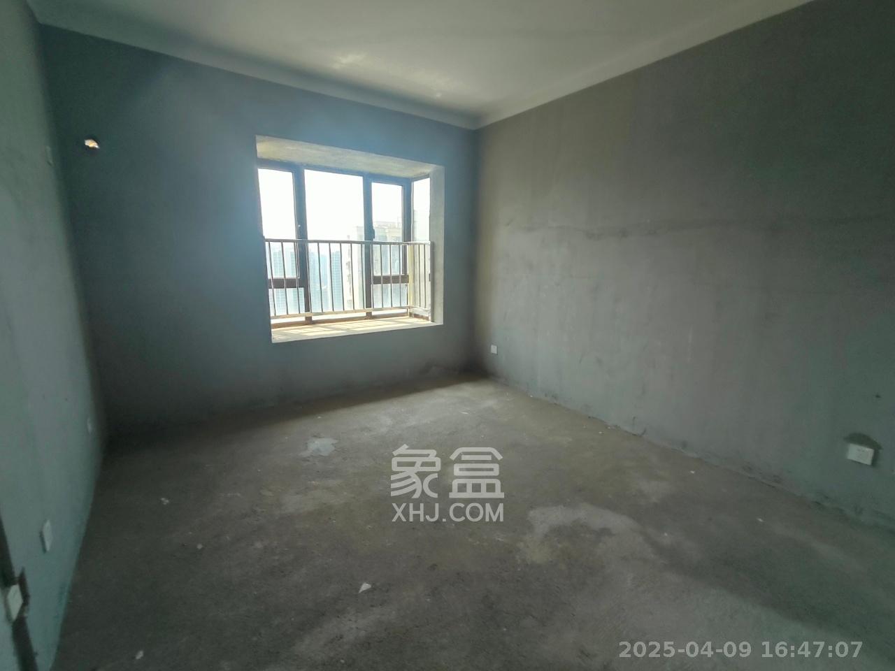 和润园三期  3室2厅2卫   1900.00元/月室内图