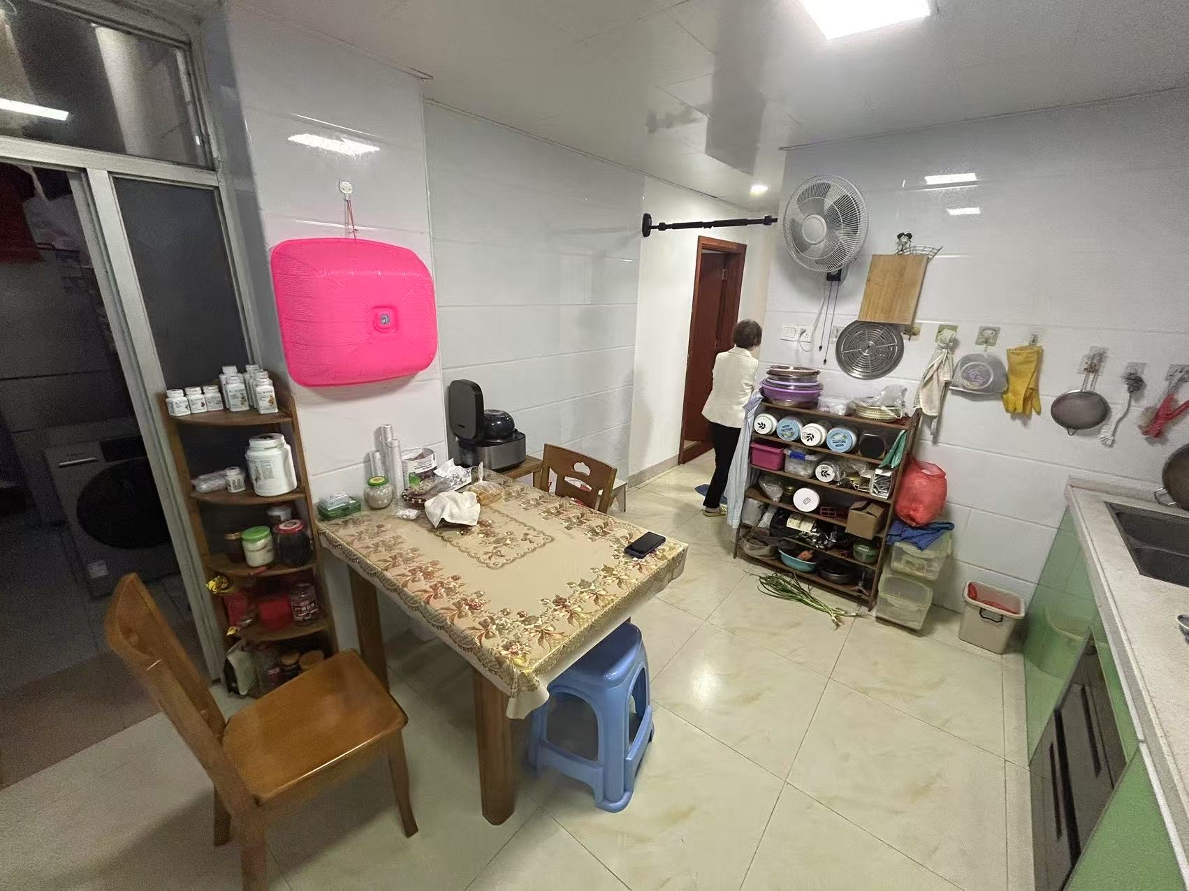 新安大厦  1室0厅0卫   95.00万户型图